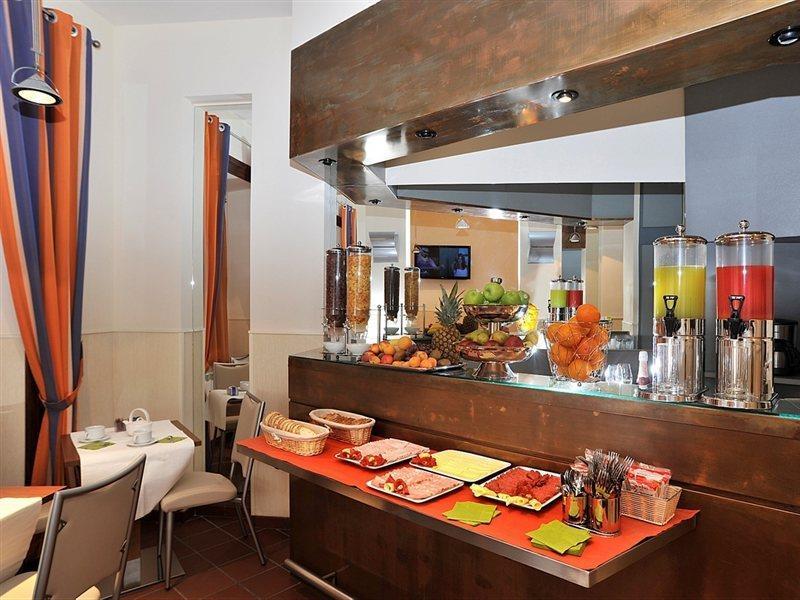 Scott House Hotell 3*