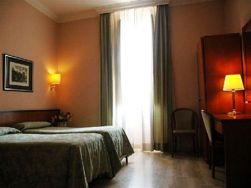 Hotel Center 2 Rom
