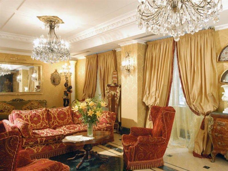 Lh Andreotti Hotel