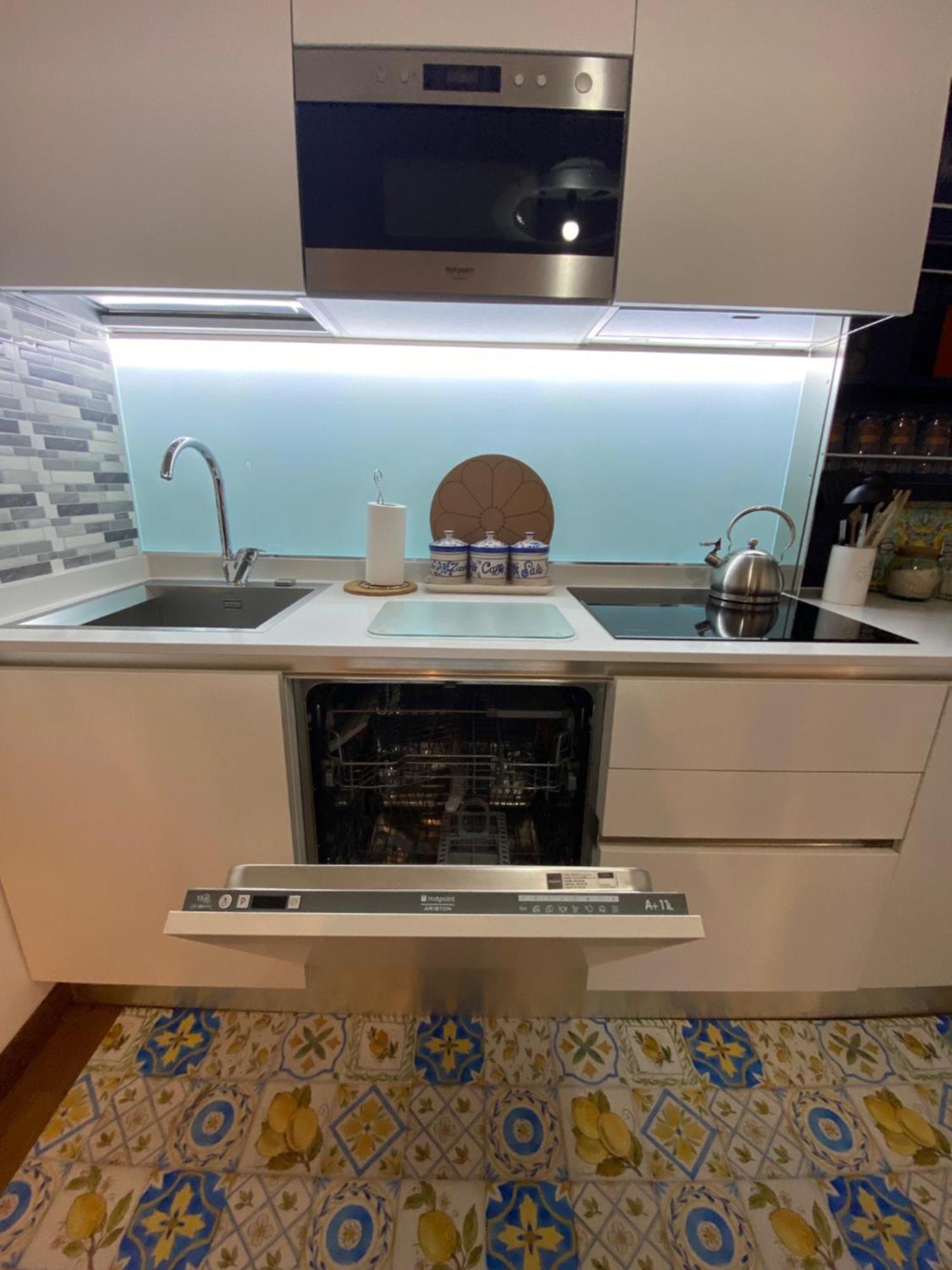 Pattoluxurysuite A Quartiere Trieste - Vicino Metro B1 * Roma