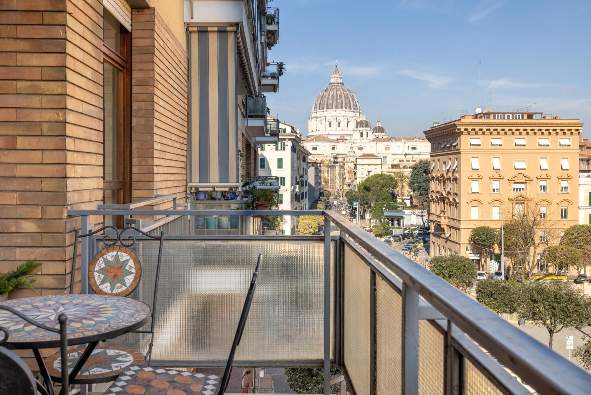 Apartamento Vista Indimenticabile Sulla Cupola Di S. Pietro