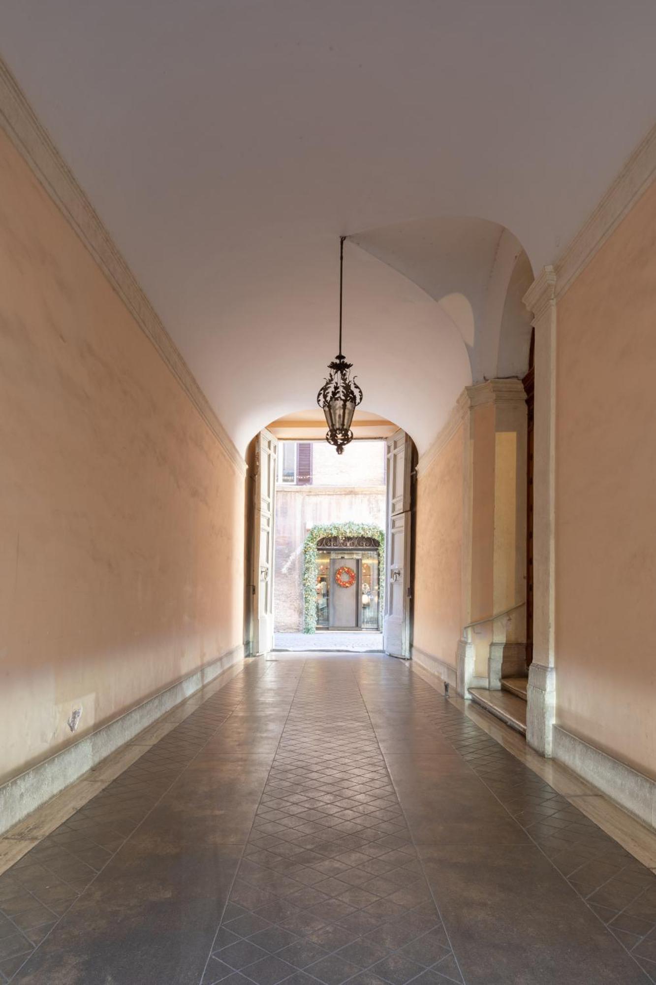 Yoursuiterome Apartamento *
