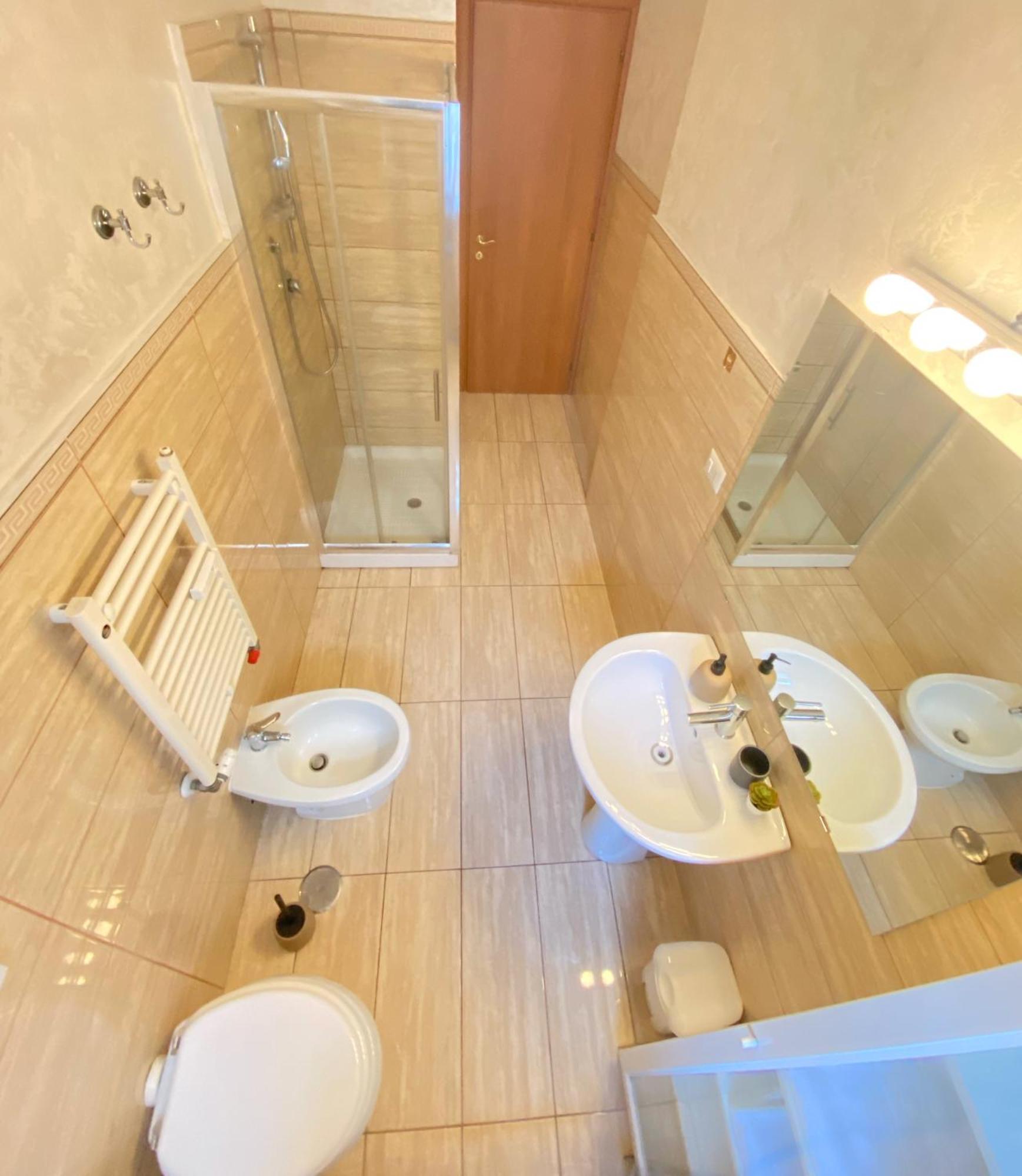 Casa Relax 120 Mq Con Terrazza E Metro Appartamento