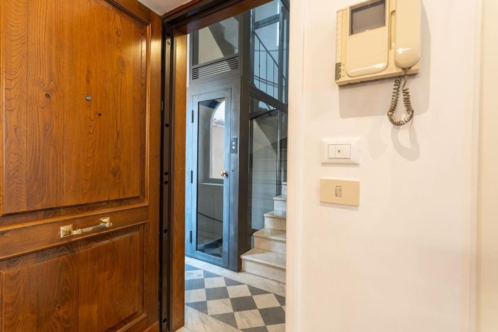 Apartment Pgrhome Barberini Rome