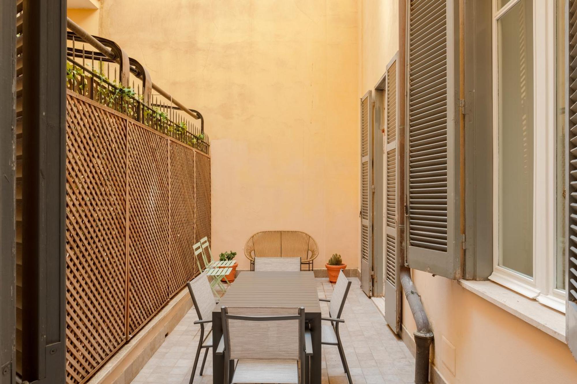 Elegant With Patio At Piazza Navona Appartamento Roma