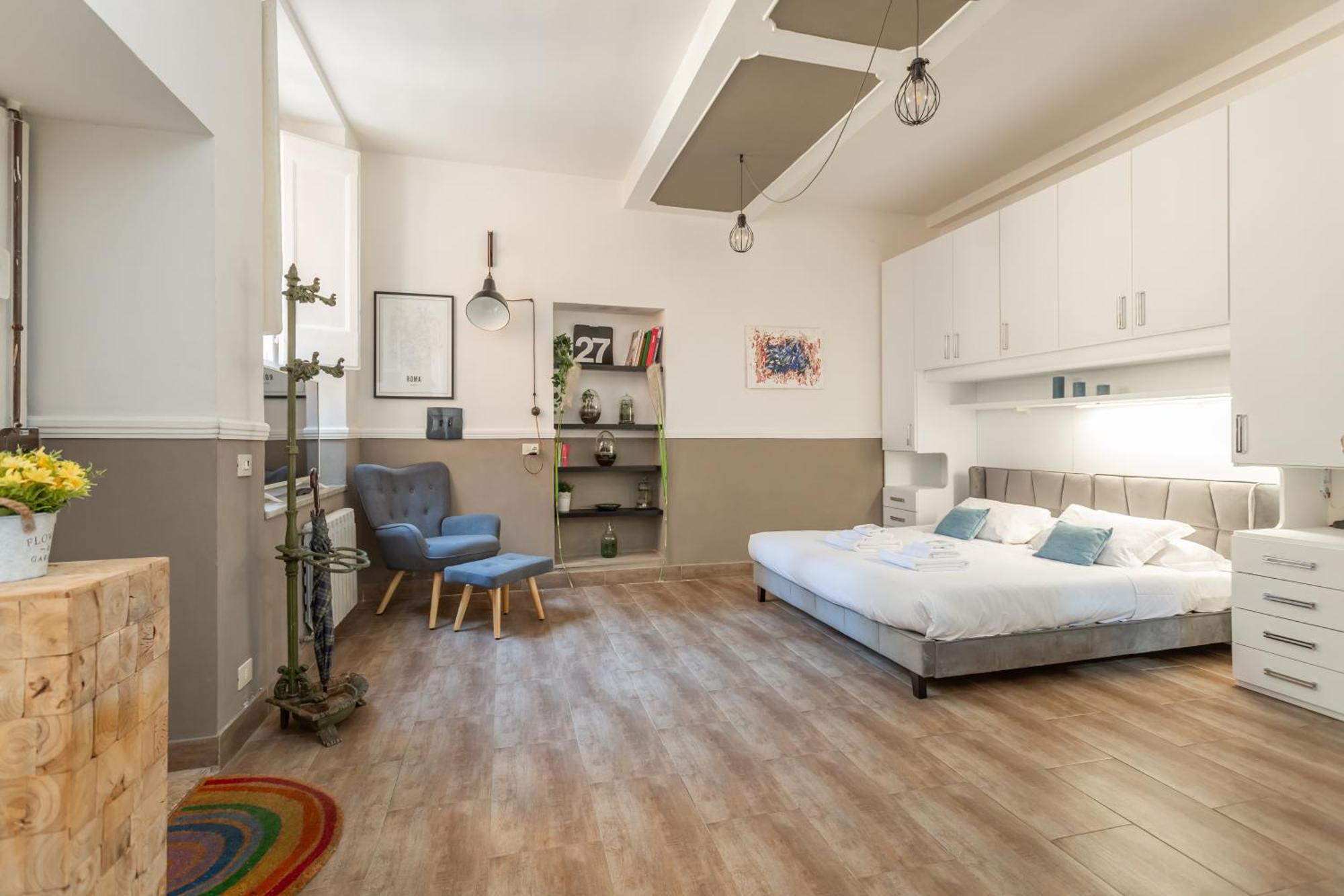 Charm Near Piazza Navona - Cozy Loft For 2 Apartamento