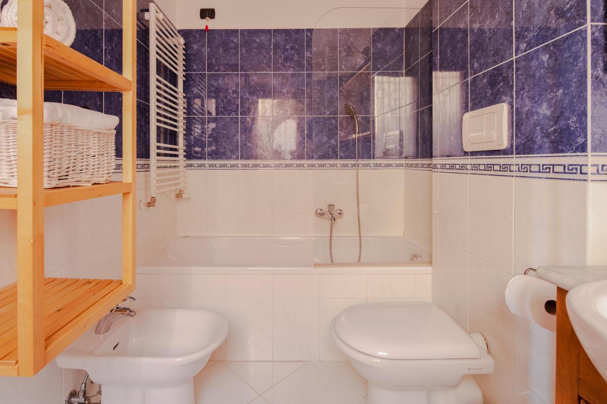 Leilighet Eur Moravia Attico Panoramico Con Terrazzo, Fino A 5 Ospiti Roma