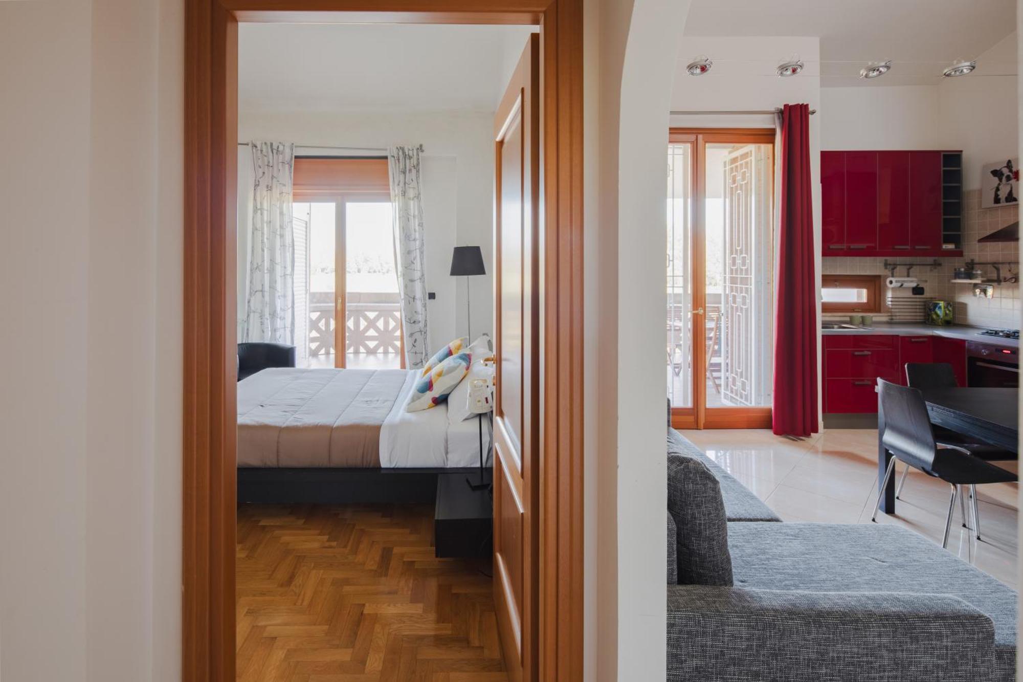 Eur Moravia Attico Panoramico Con Terrazzo, Fino A 5 Ospiti * Roma