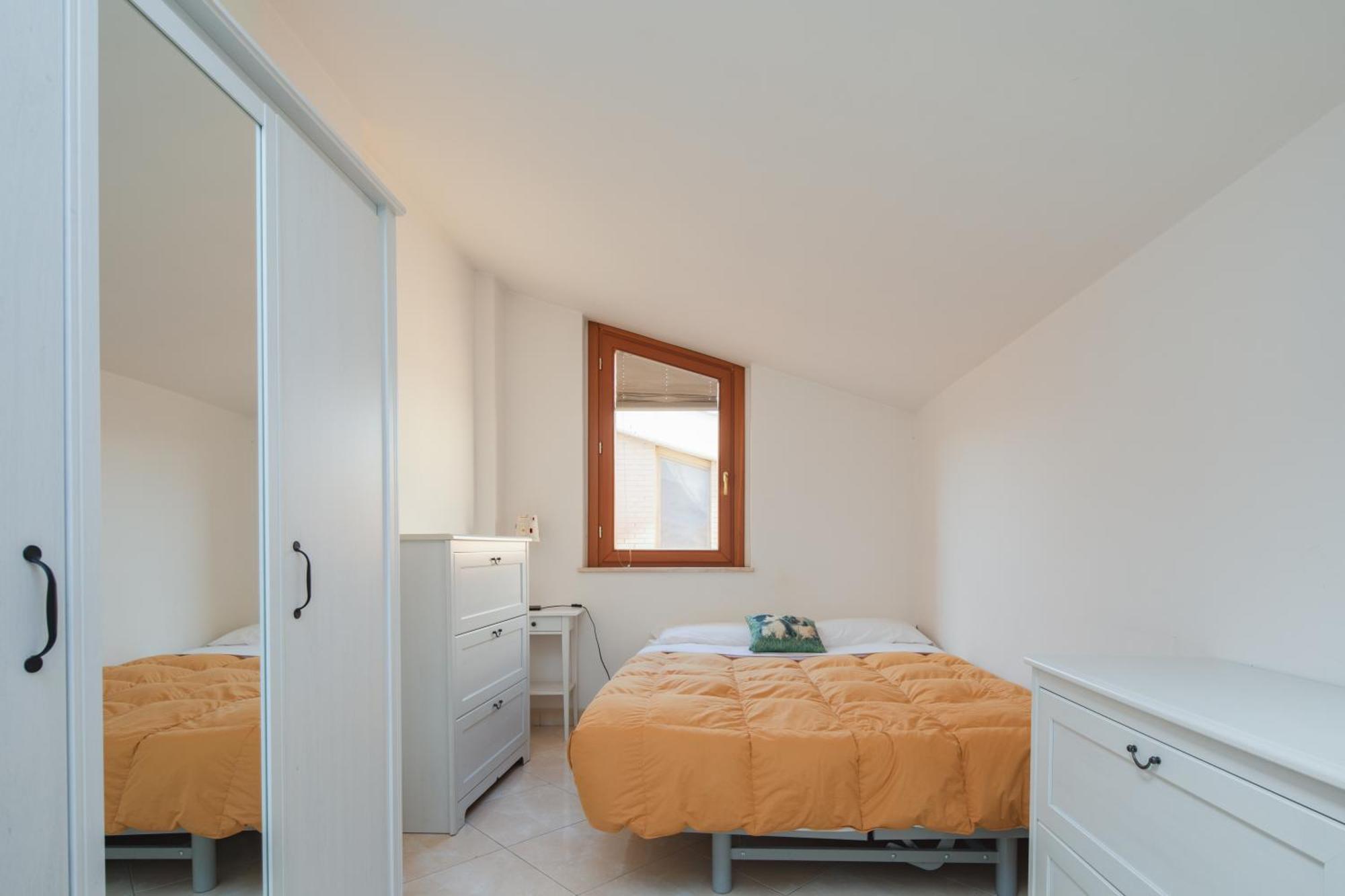 Leilighet Eur Moravia Attico Panoramico Con Terrazzo, Fino A 5 Ospiti