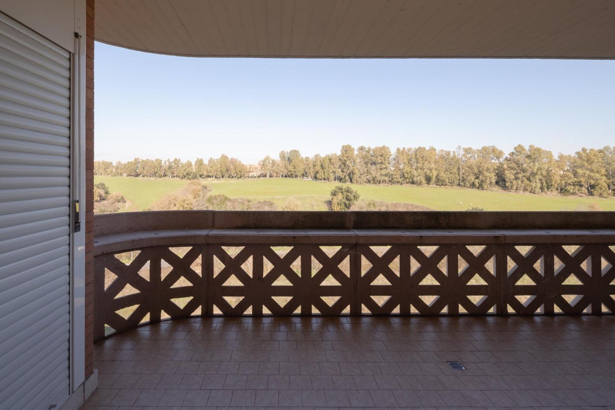Eur Moravia Attico Panoramico Con Terrazzo, Fino A 5 Ospiti Roma