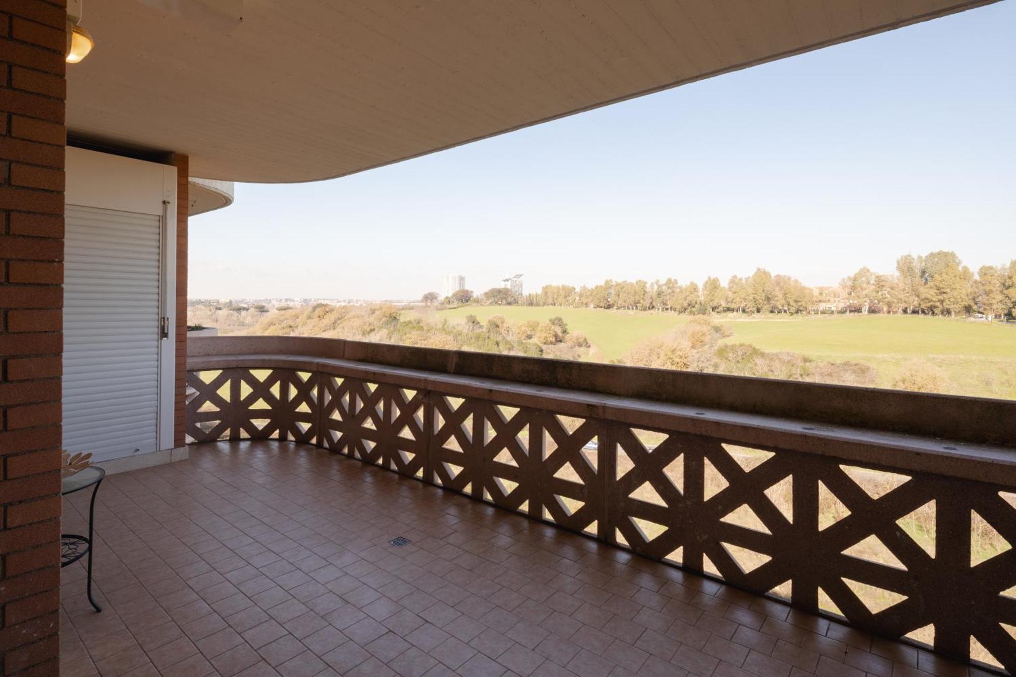 Eur Moravia Attico Panoramico Con Terrazzo, Fino A 5 Ospiti *
