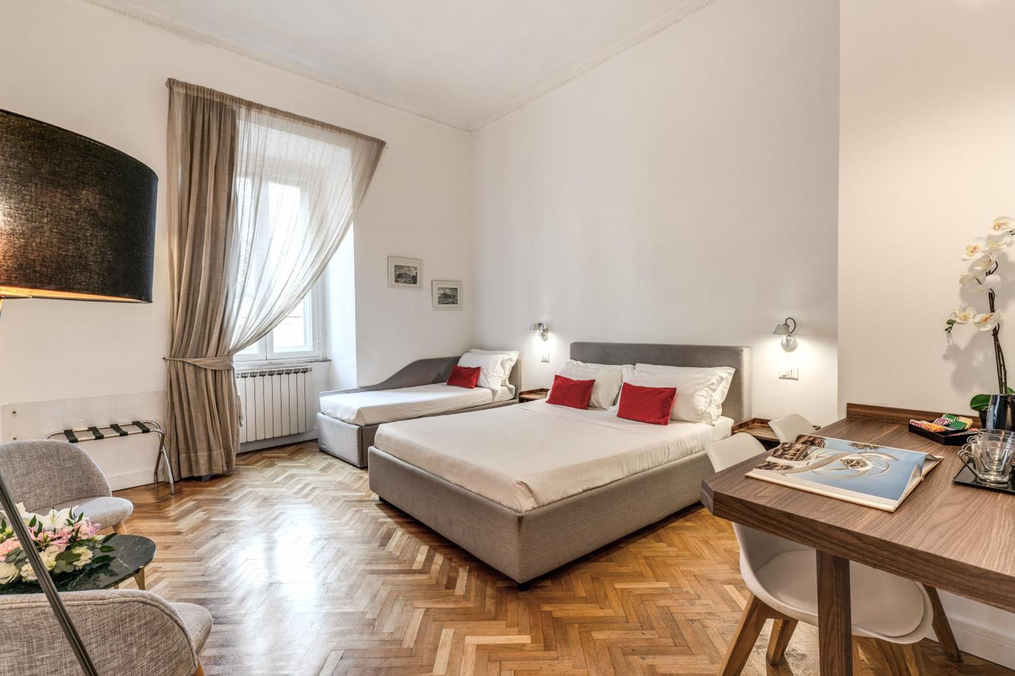 Little Queen Relais 3* Rom