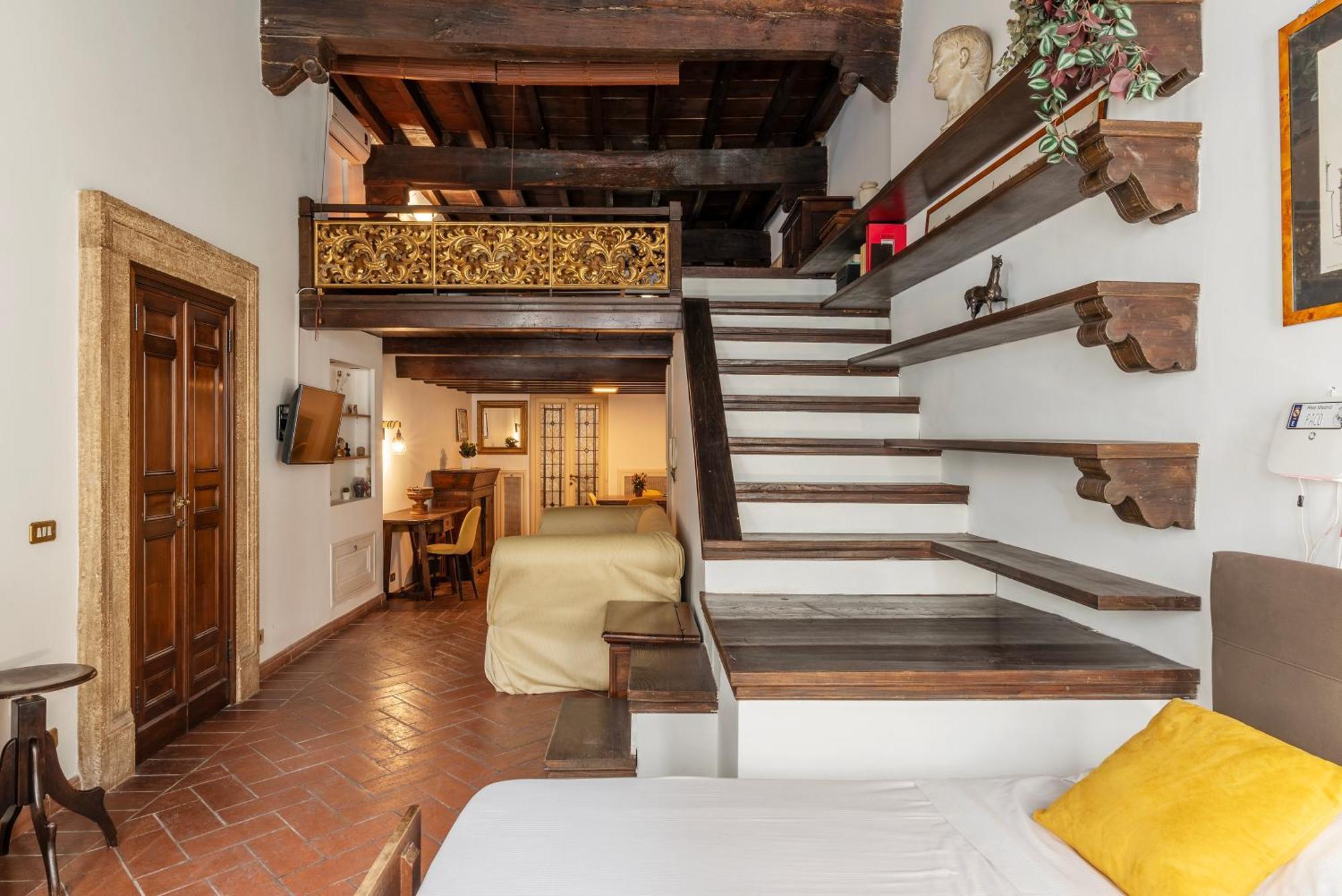 Historical Loft At Campo De Fiori Apartamento *