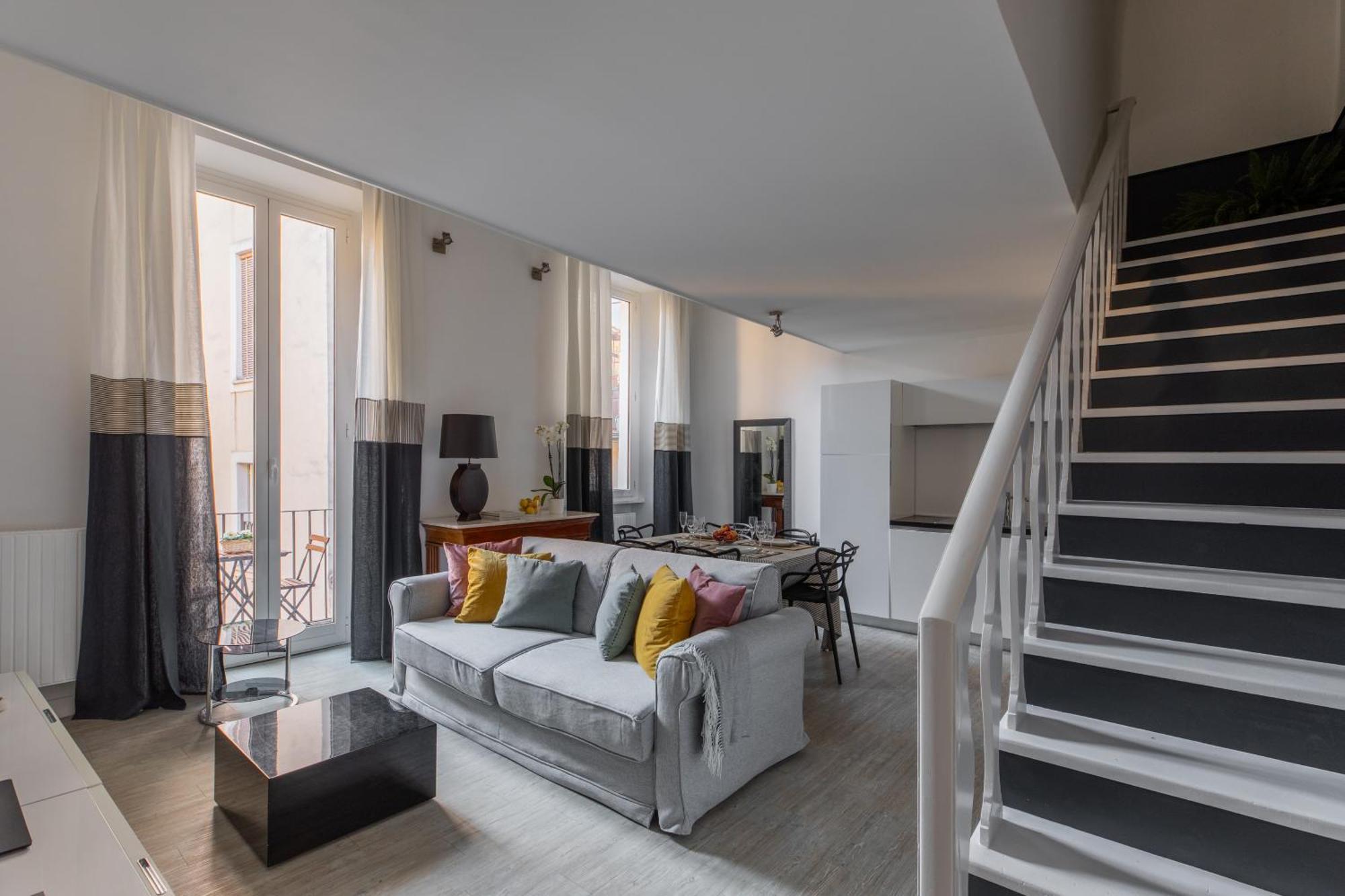 Iflat Historic Flat In Campo De Fiori Roma