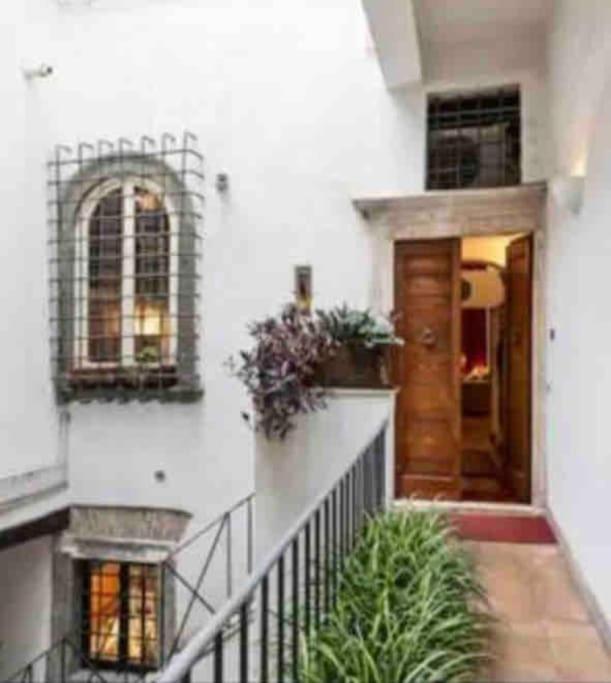 Apartamento Campo De' Fiori Loft The Angeli's *
