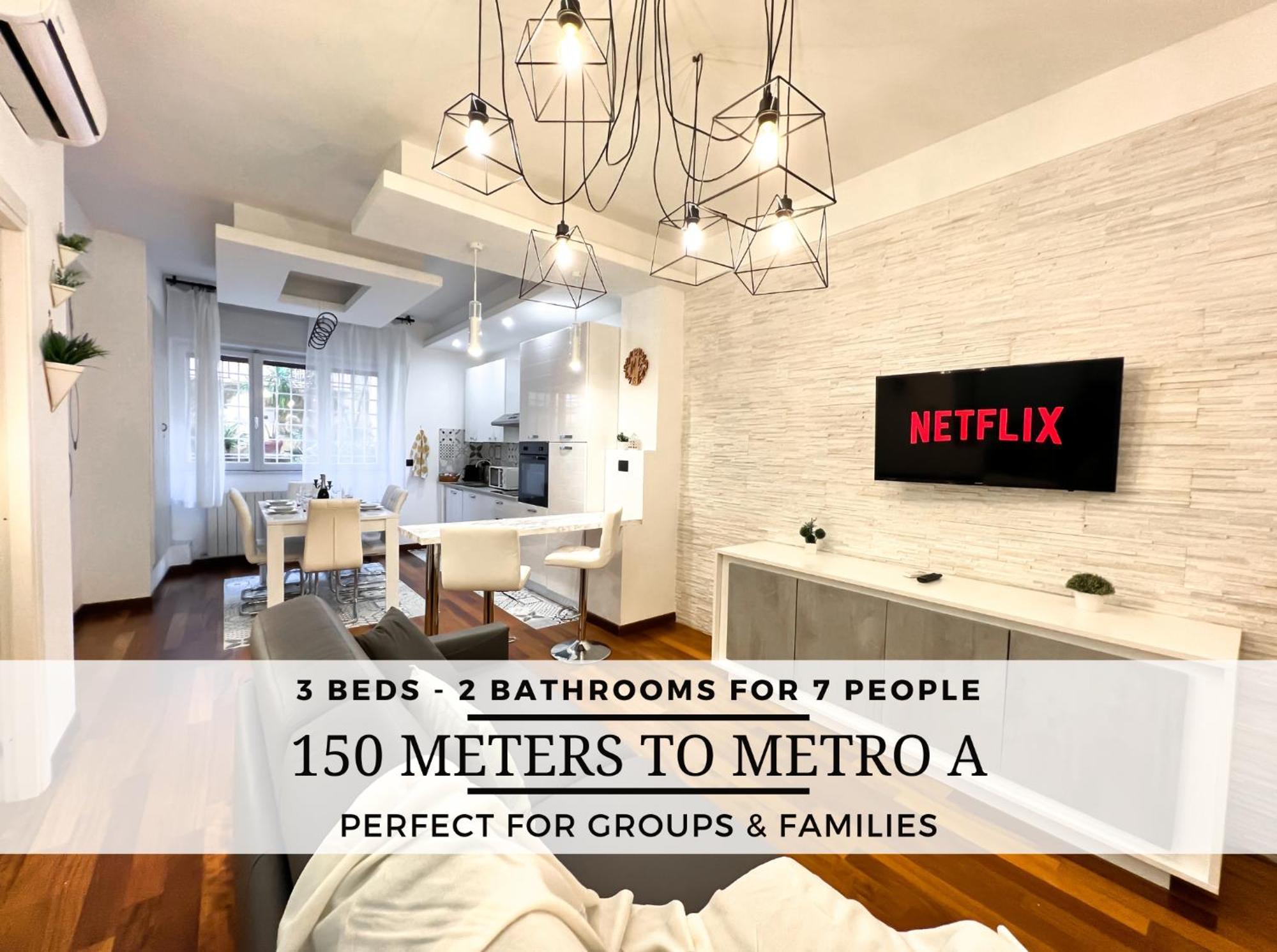 Leilighet Unique House - 3 Bedrooms & 2 Bathrooms With 4 Beds - 100 Meters To The Metro A *