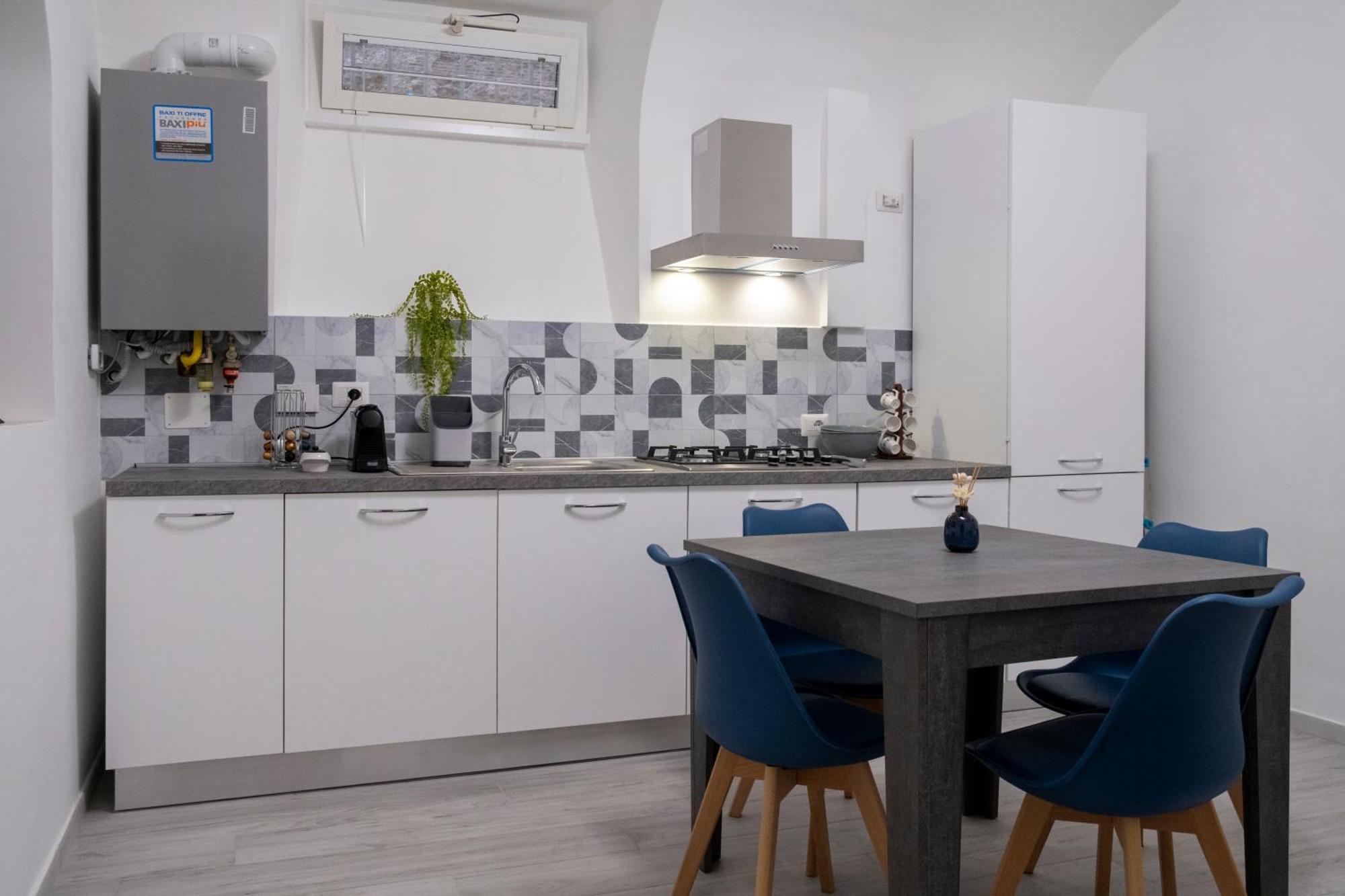 Trastevereloft228 Apt. White *