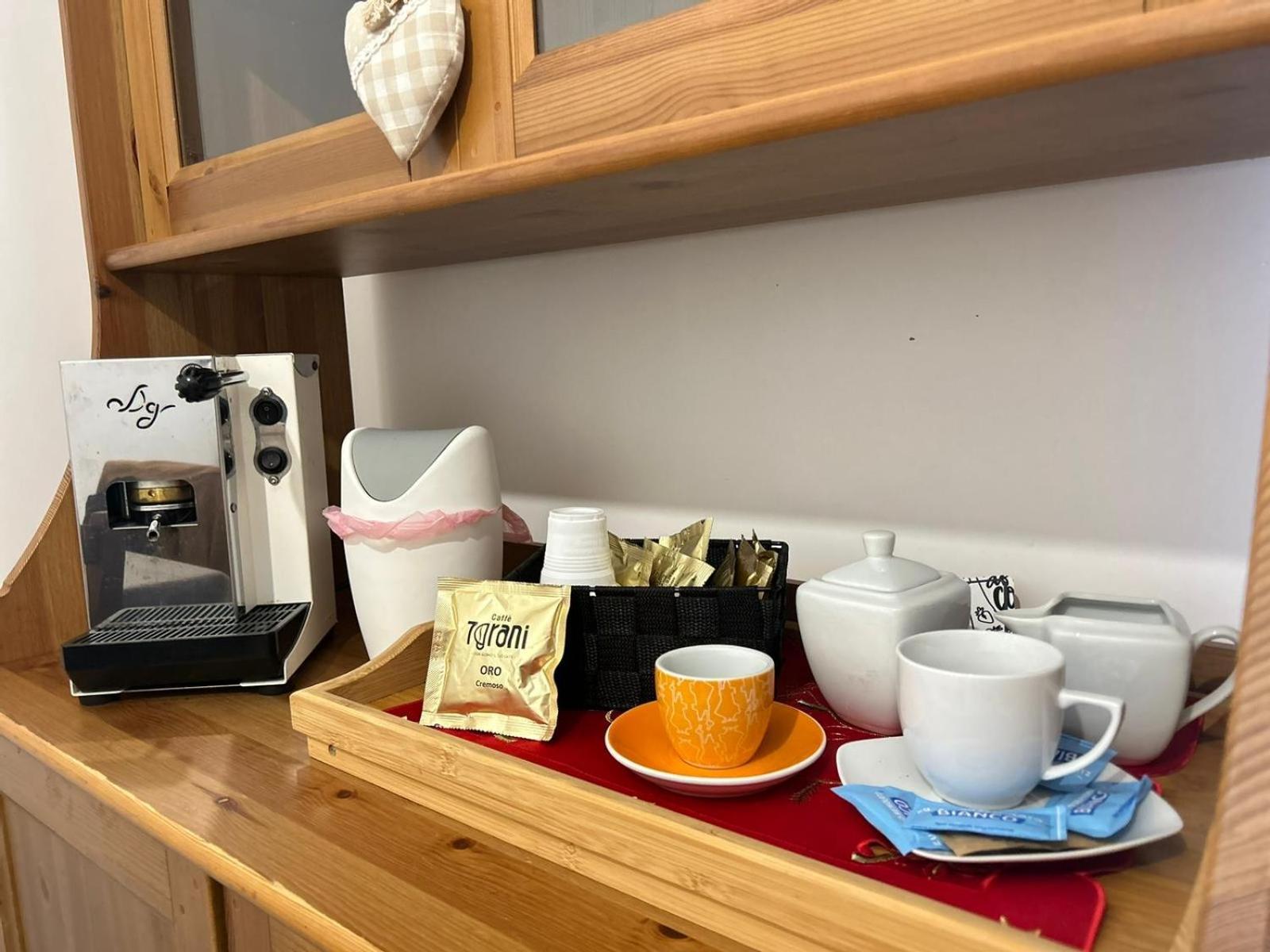 Da Mauro & Michela 1 - Cozy - 5 Min Metro C Apartamento Roma