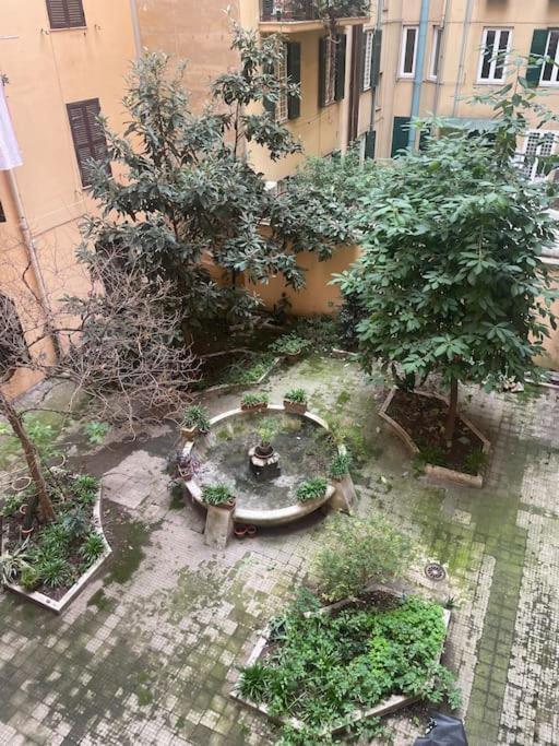 Cozy Near The Colosseum Appartamento Roma