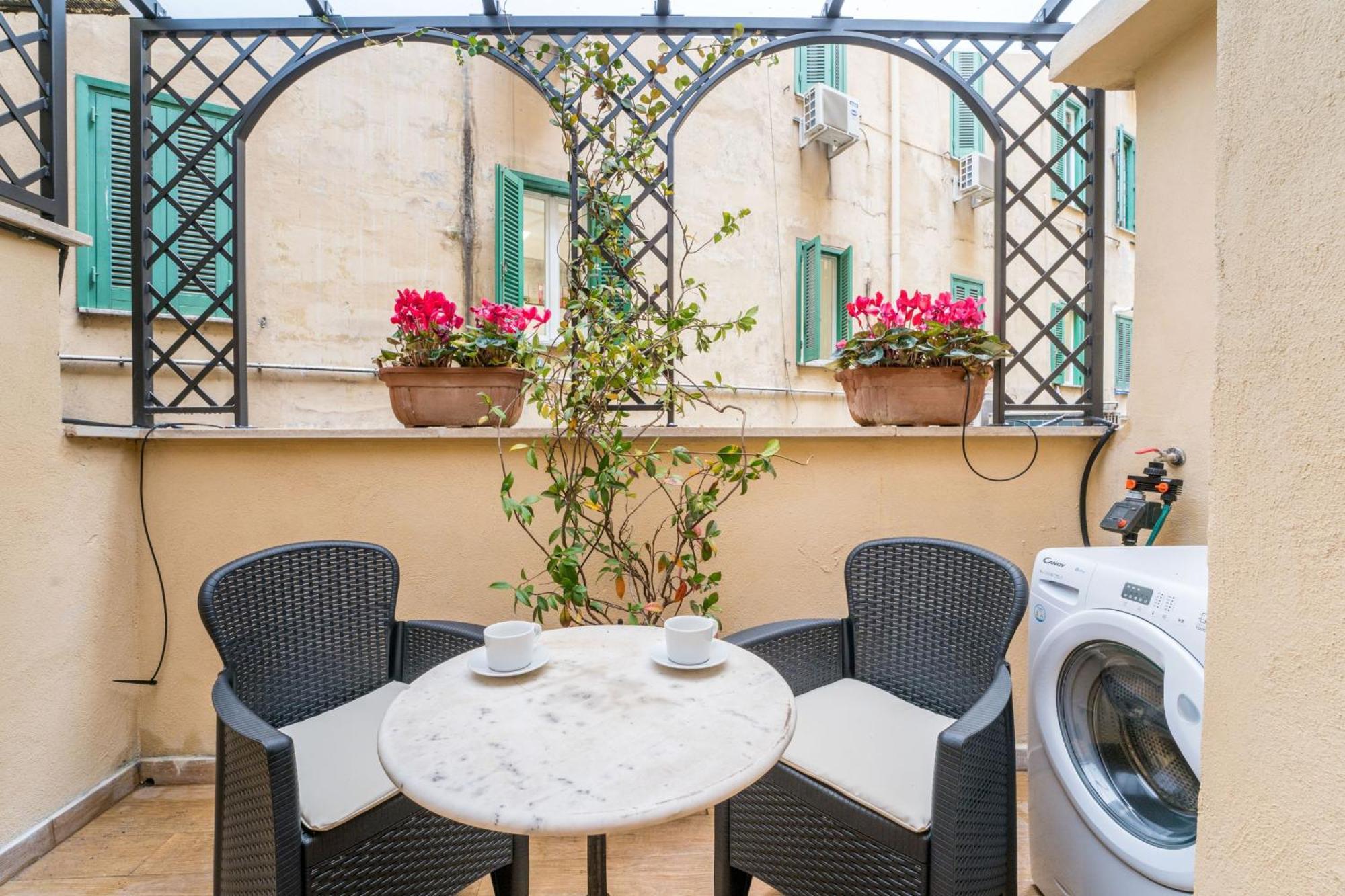 Apartamento Atelier Dello Statuto, A Few Steps From Colosseo *