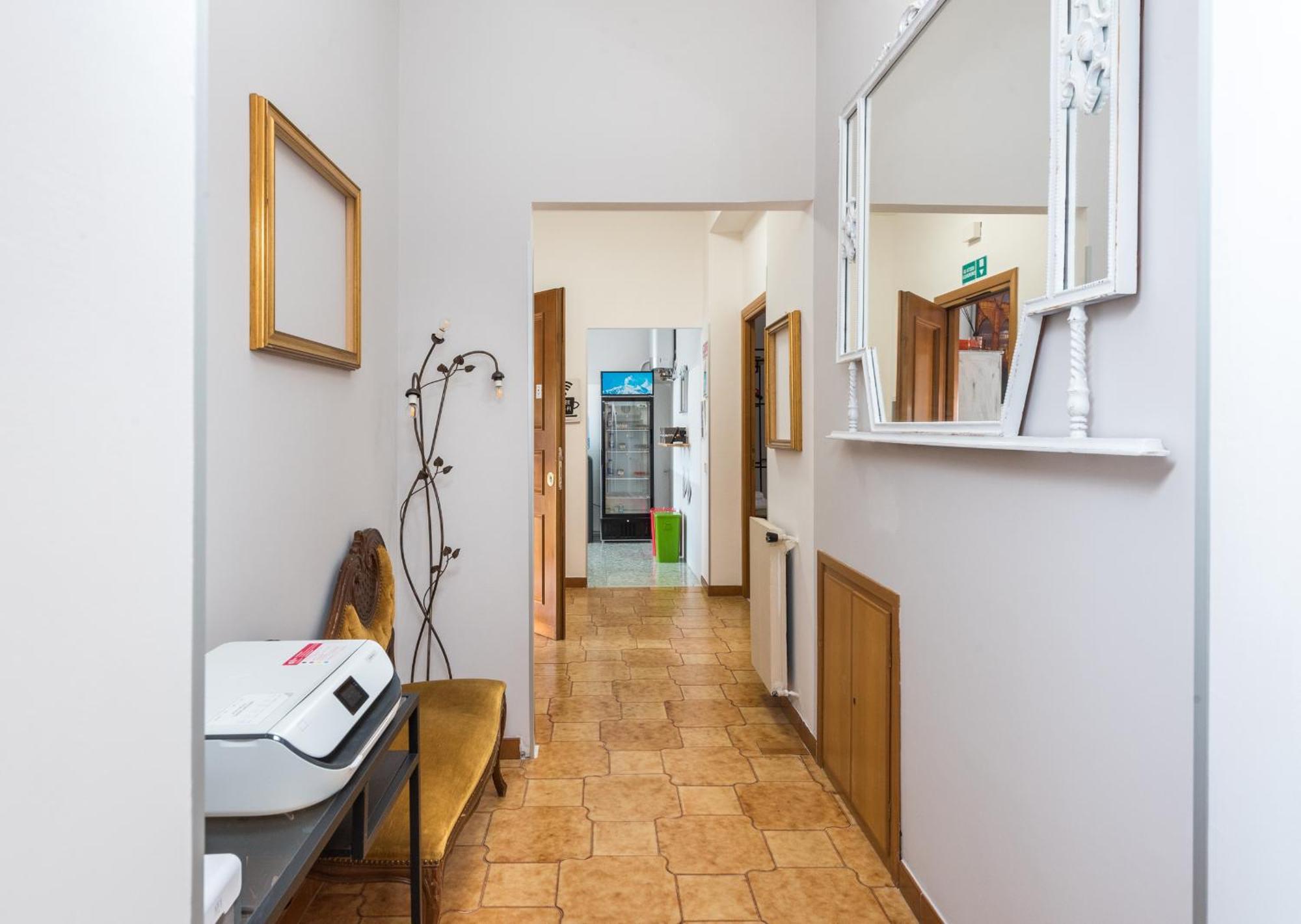 Guest house Travelershome Morena *