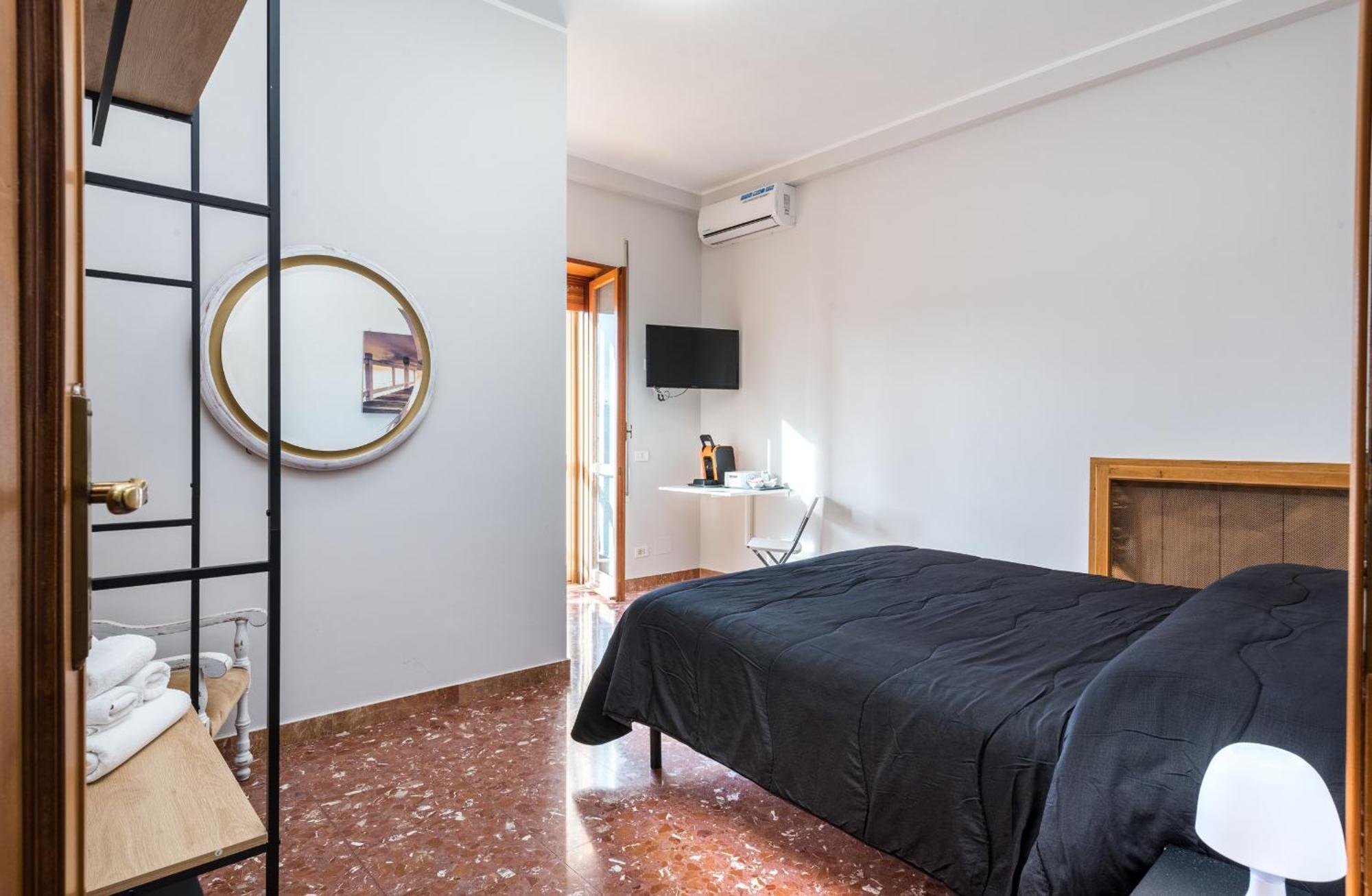 Travelershome Morena Guest house