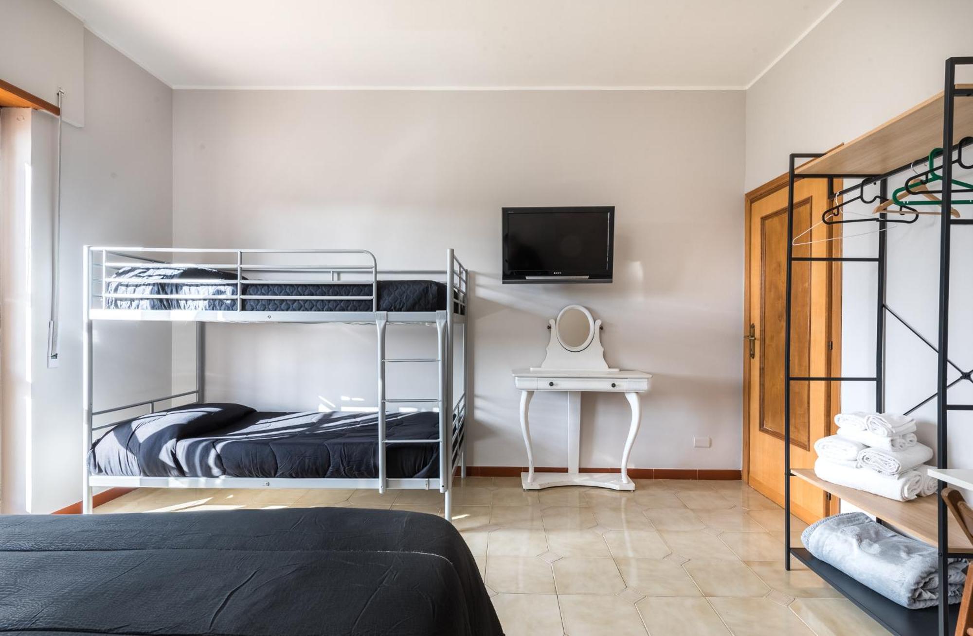Gjestgiverier Travelershome Morena B&B *