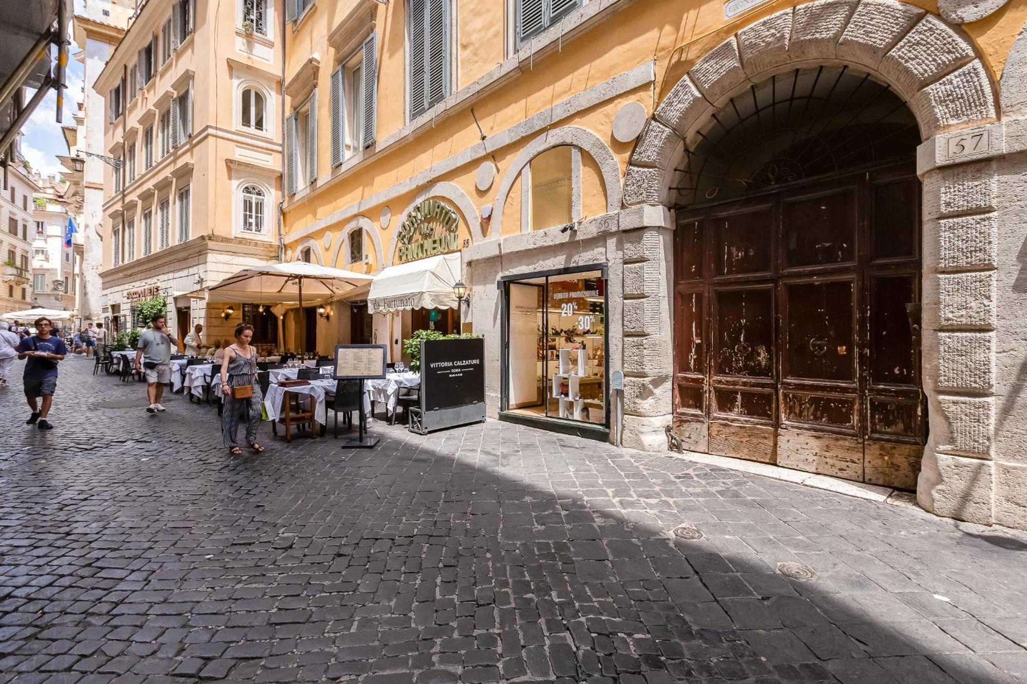 Pantheon 57 -a Pearl Experience In The Heart Of Leilighet Roma