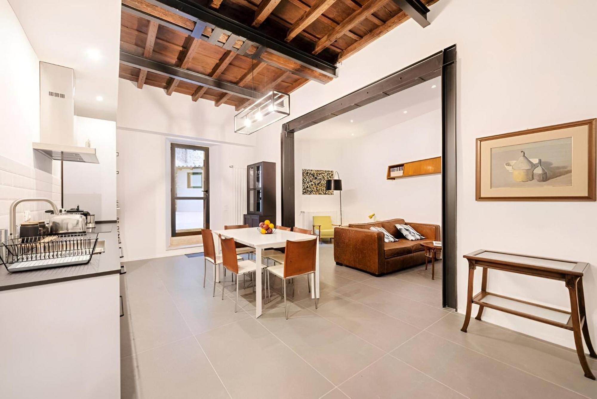 Golden House Buddyrent * Roma