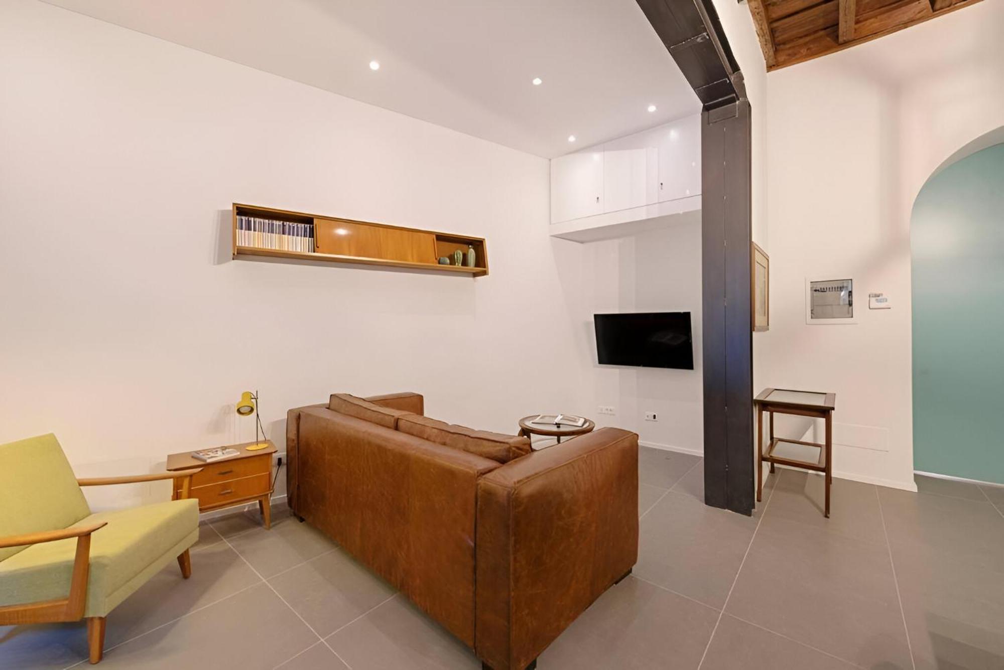 Golden House Buddyrent Roma