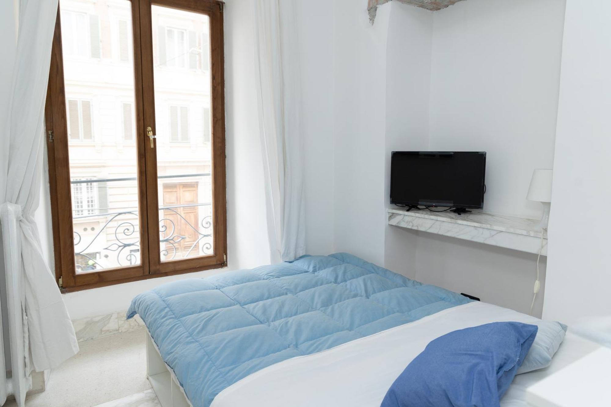 Martina A Piazza Del Popolo Gasthof 2*