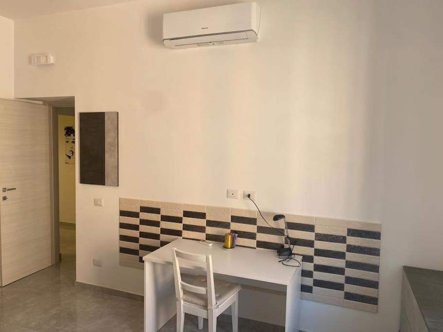 Candia House Apartment *