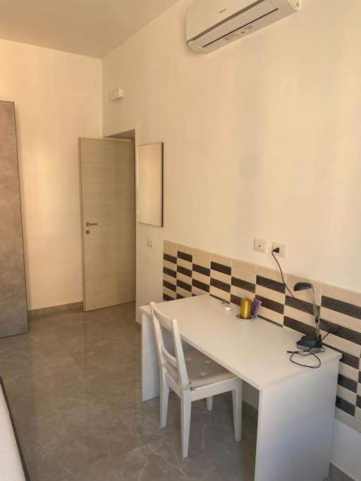 Candia House * Roma
