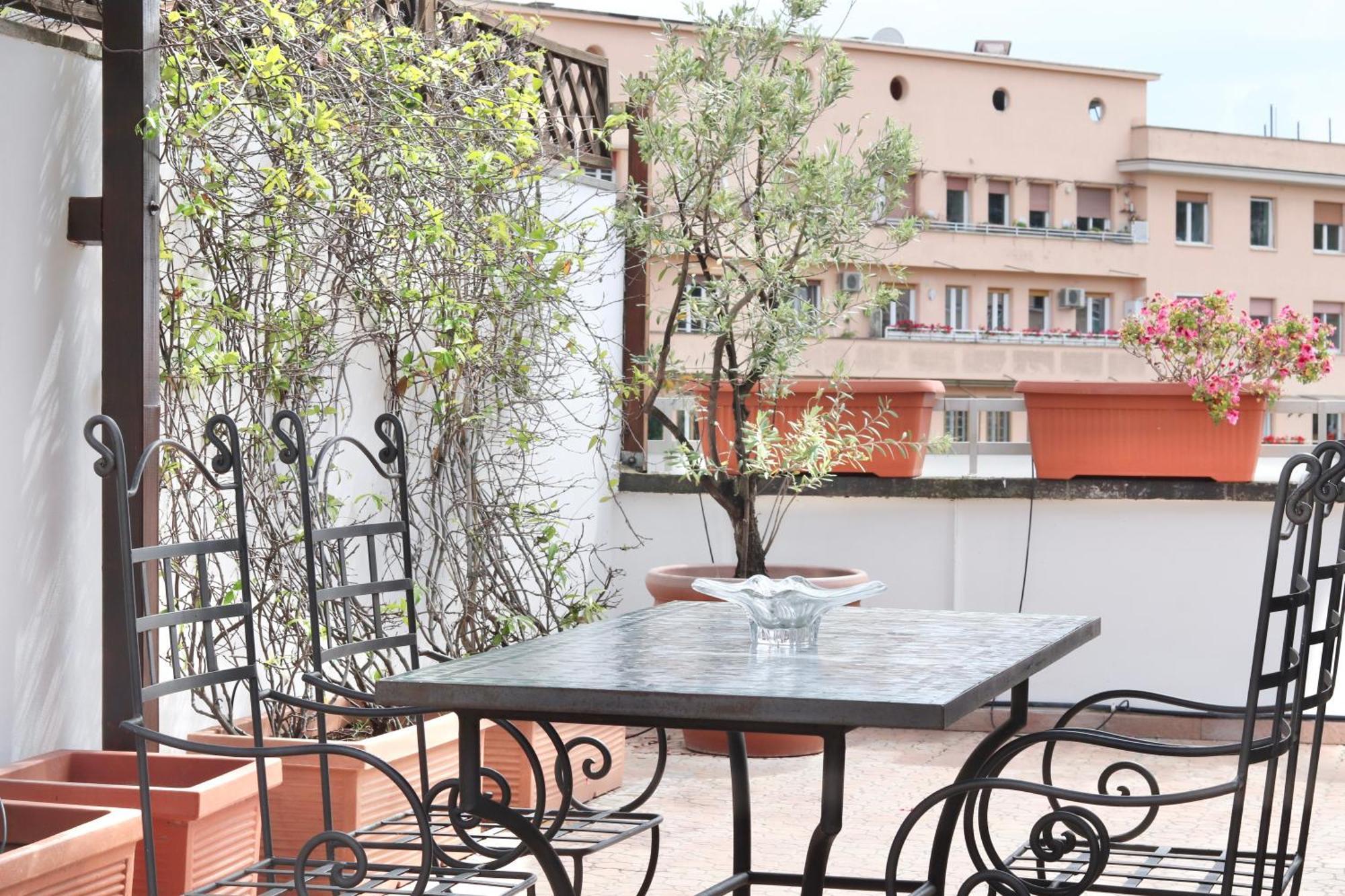 Appartamento Penthouse In Centro A *