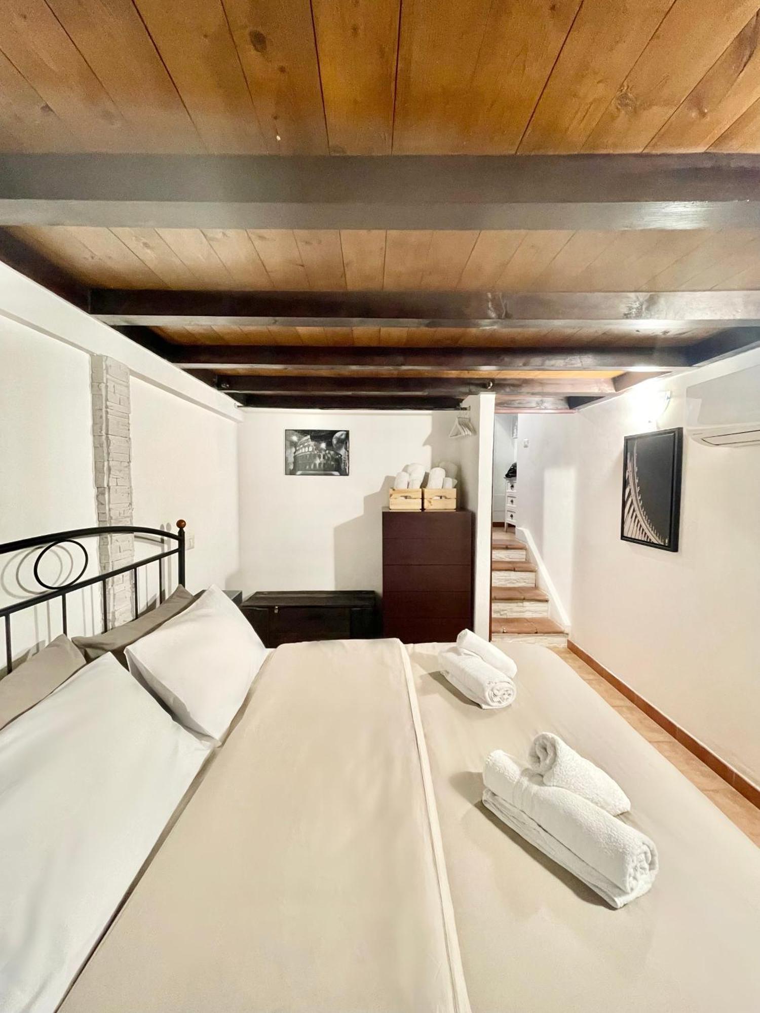 A.d Vatican House Apartment