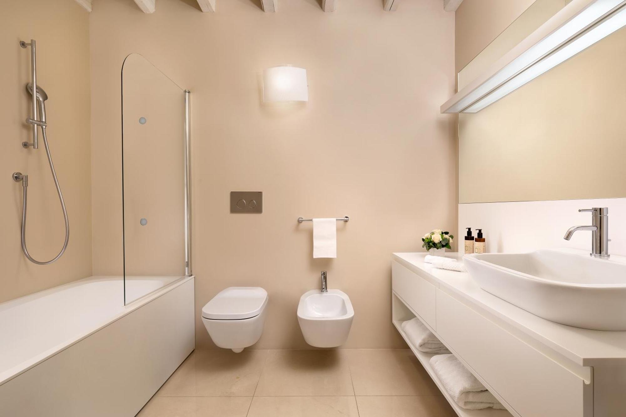Palazzo Scanderbeg 4* Roma