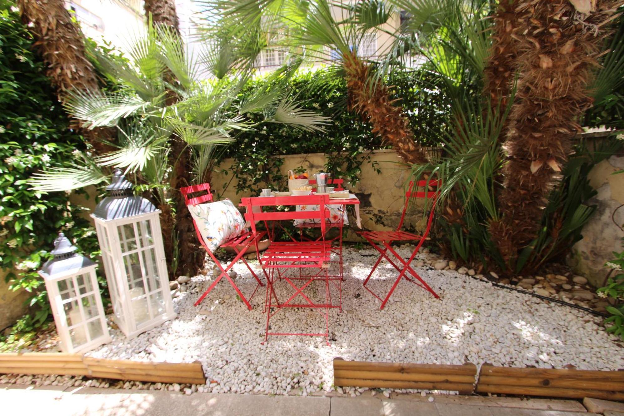 S. Peter 2 - With Garden -50m From Metro * Roma