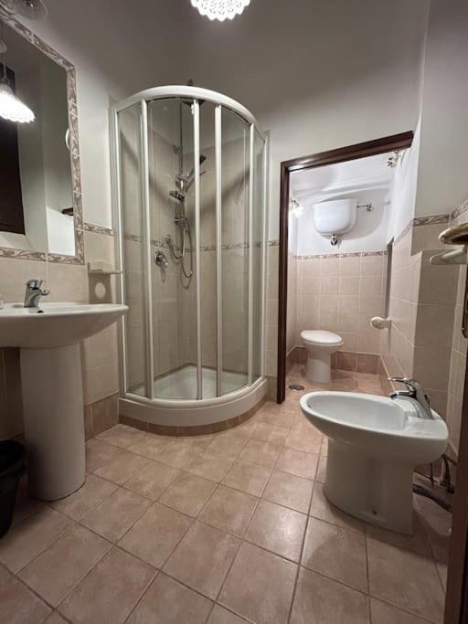 Edoardo's Historic Apartamento *