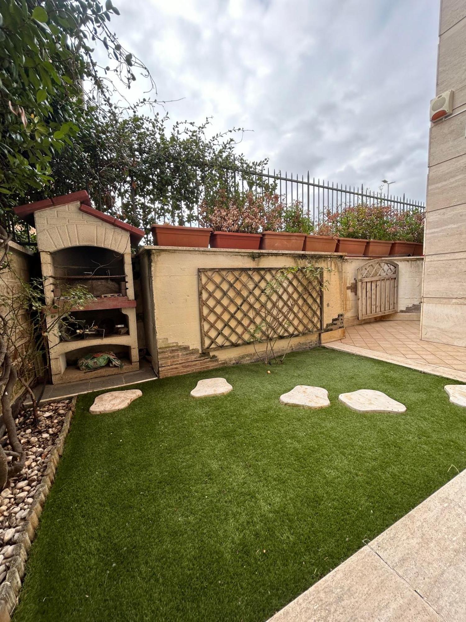 Lux Capannelle Apartamento *