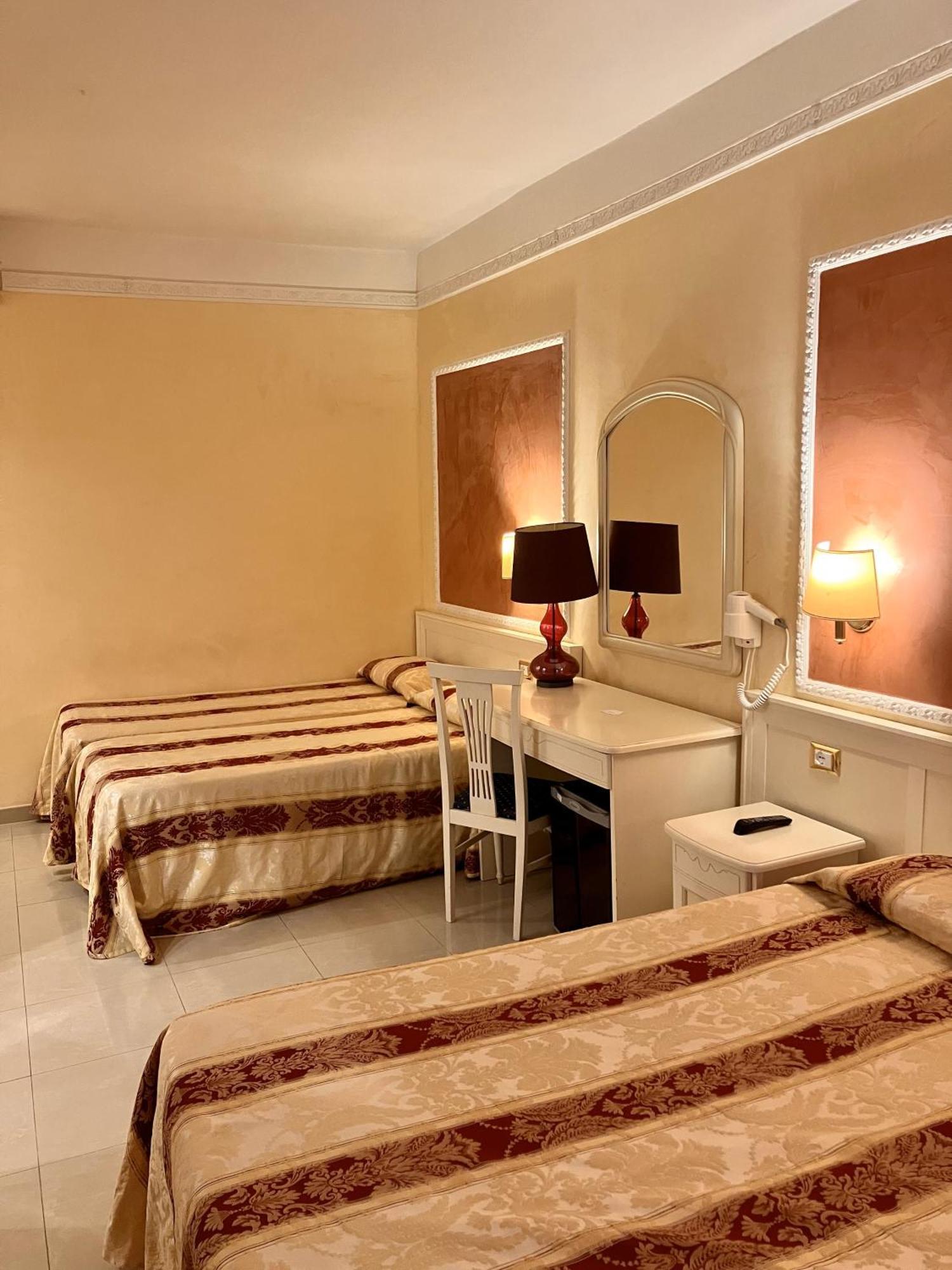 Hotell Erdarelli Roma