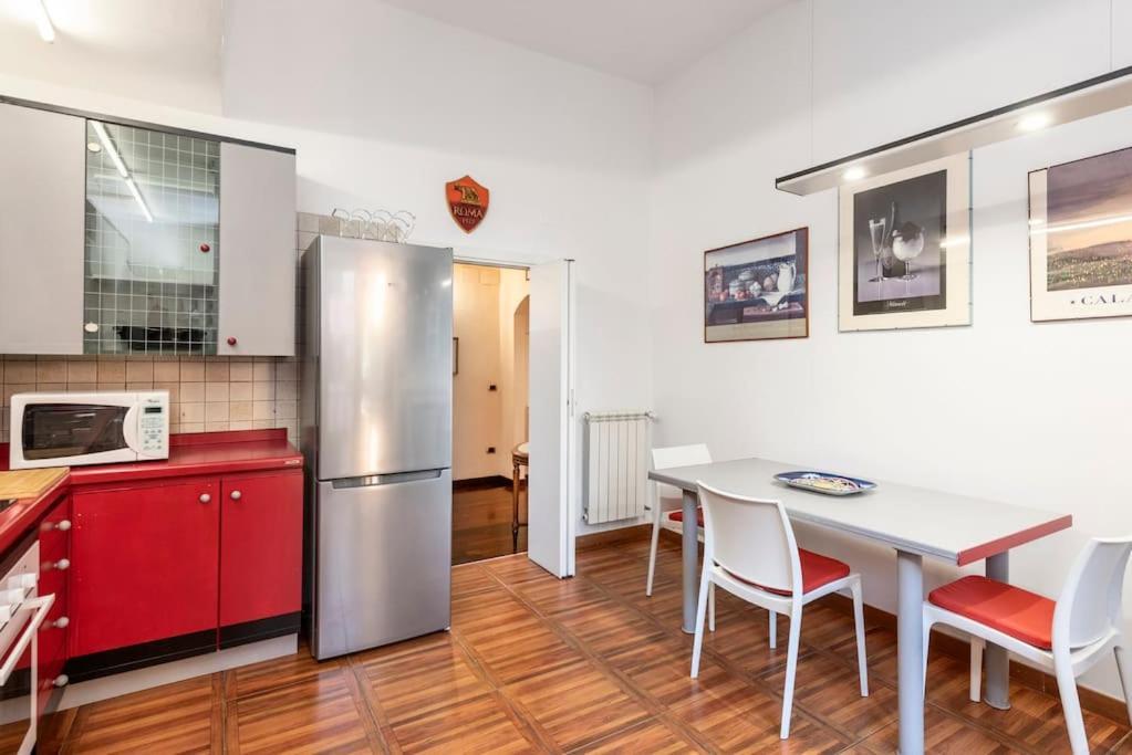 Apartment Stunning Center *