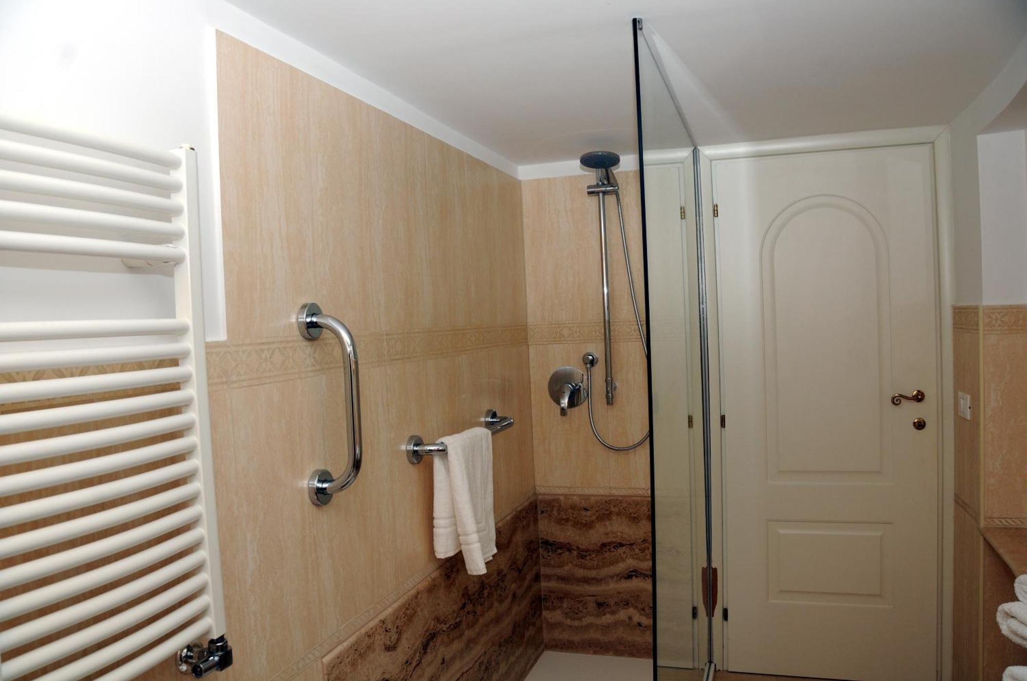 Apartamento A Casa Di Lu, Al Colosseo - Roma