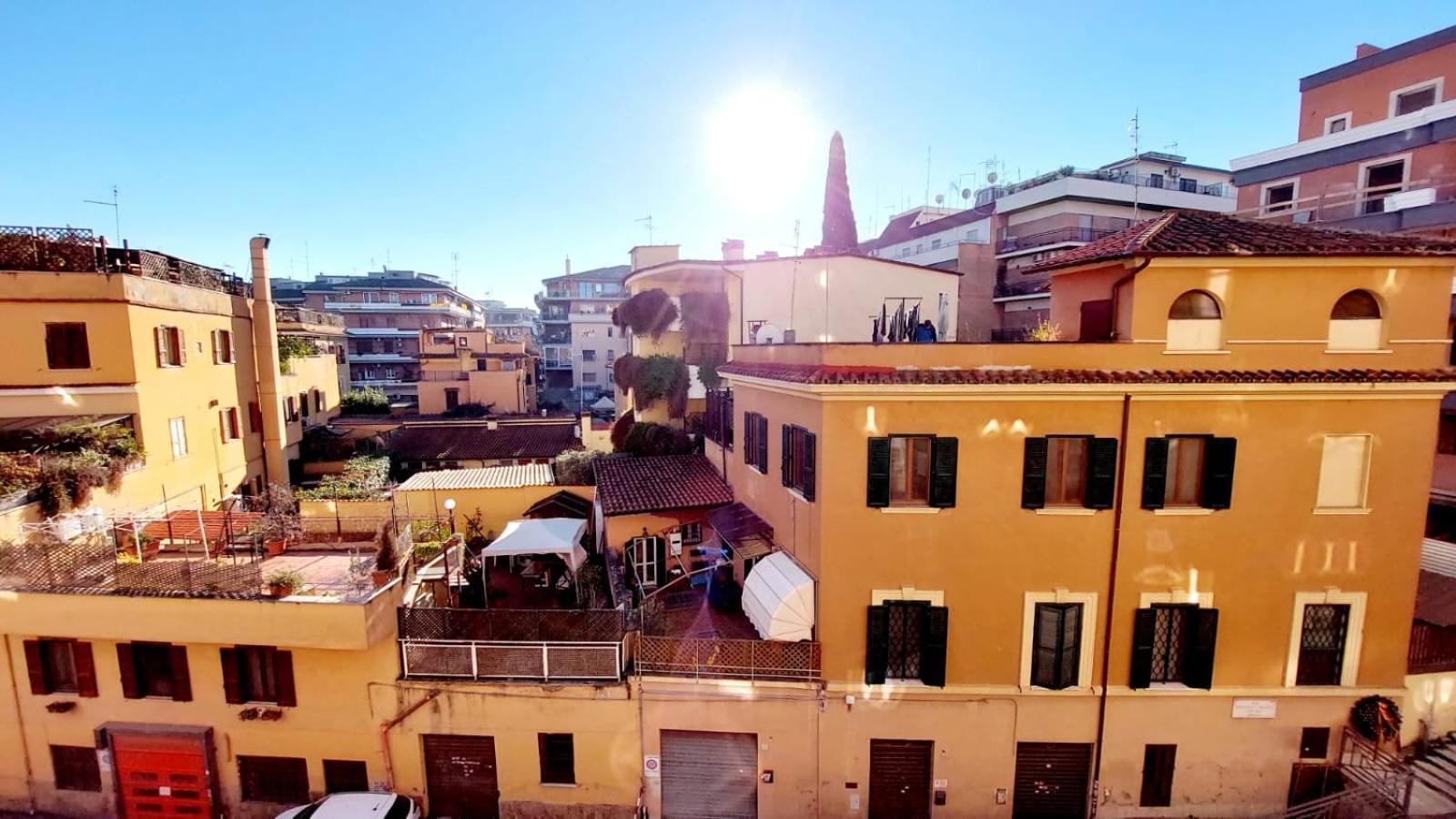 Oasi Urbana: Confort E Stile Leilighet