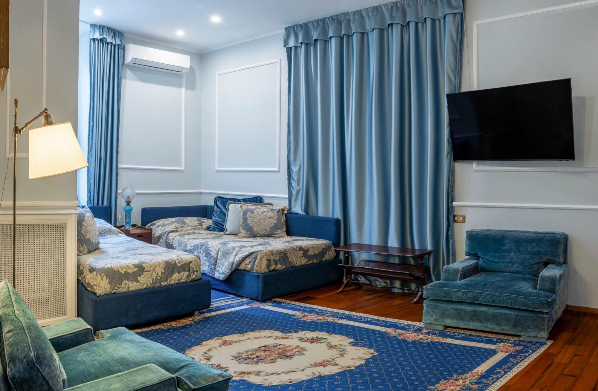 Residenza Ruspoli Bonaparte Acomodação com café da manhã 