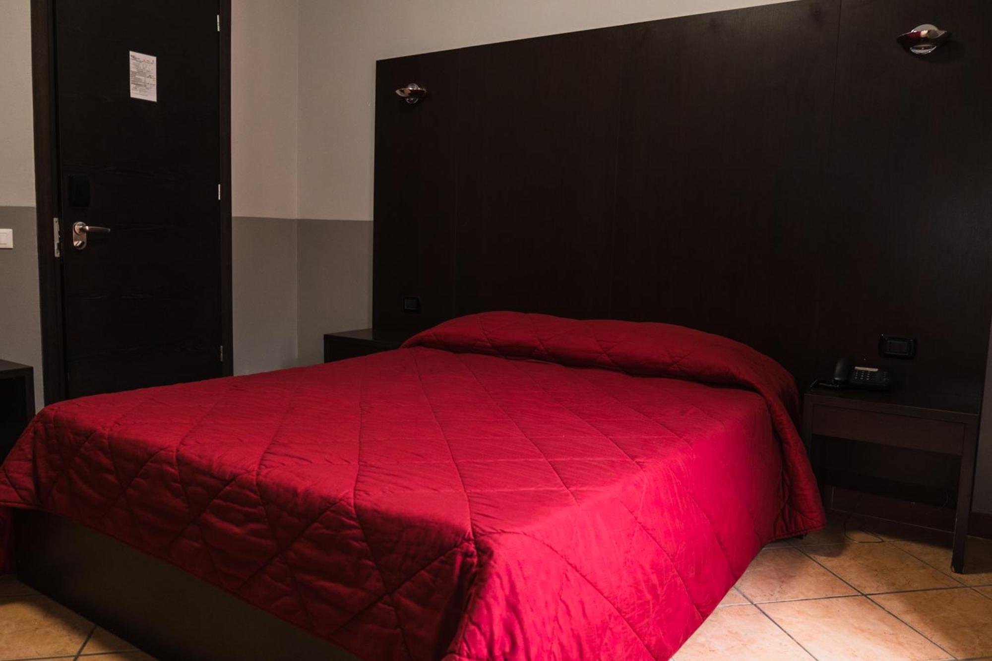 Hotell D'este 3*