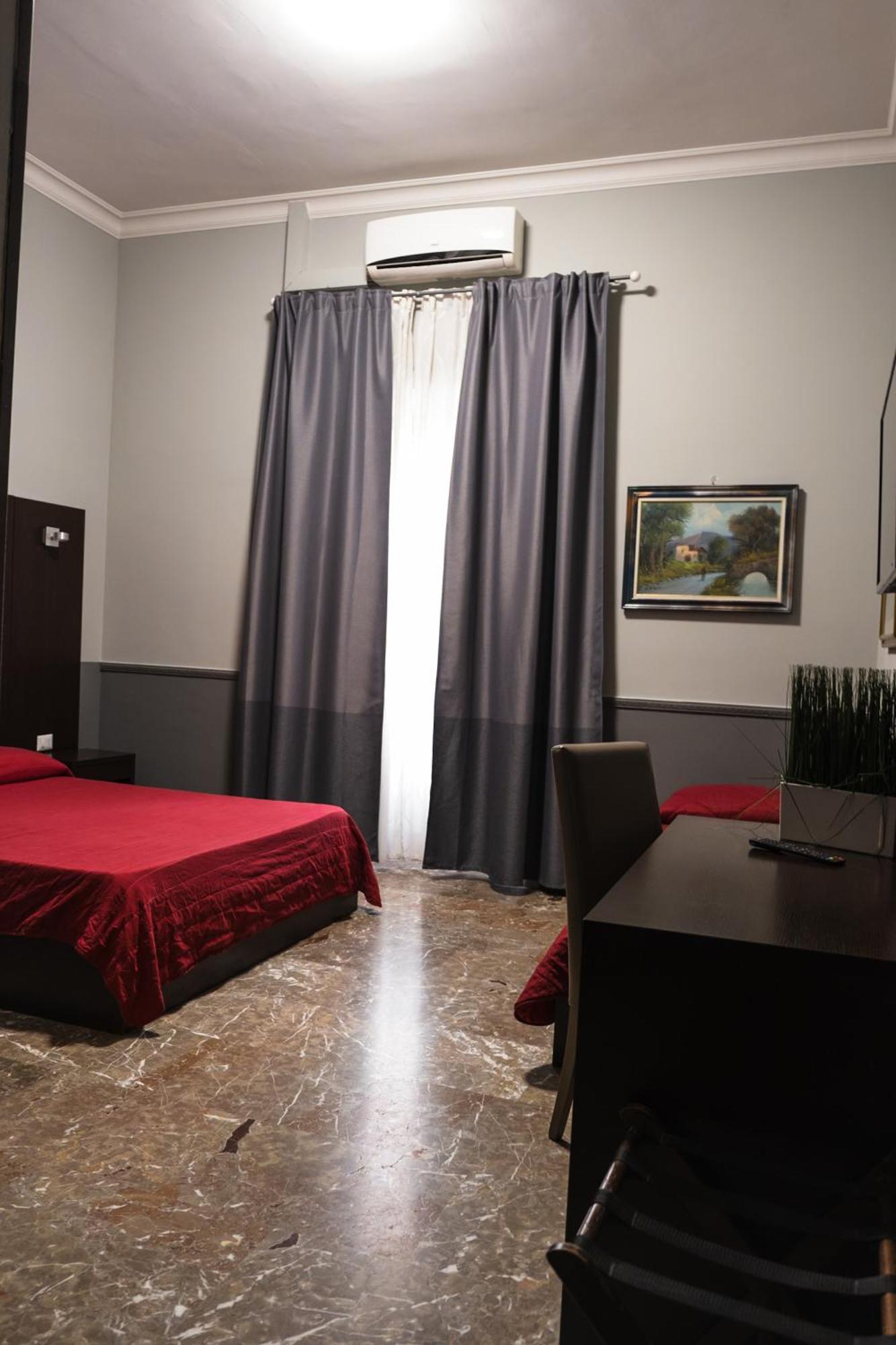 D'este Hotell 3*