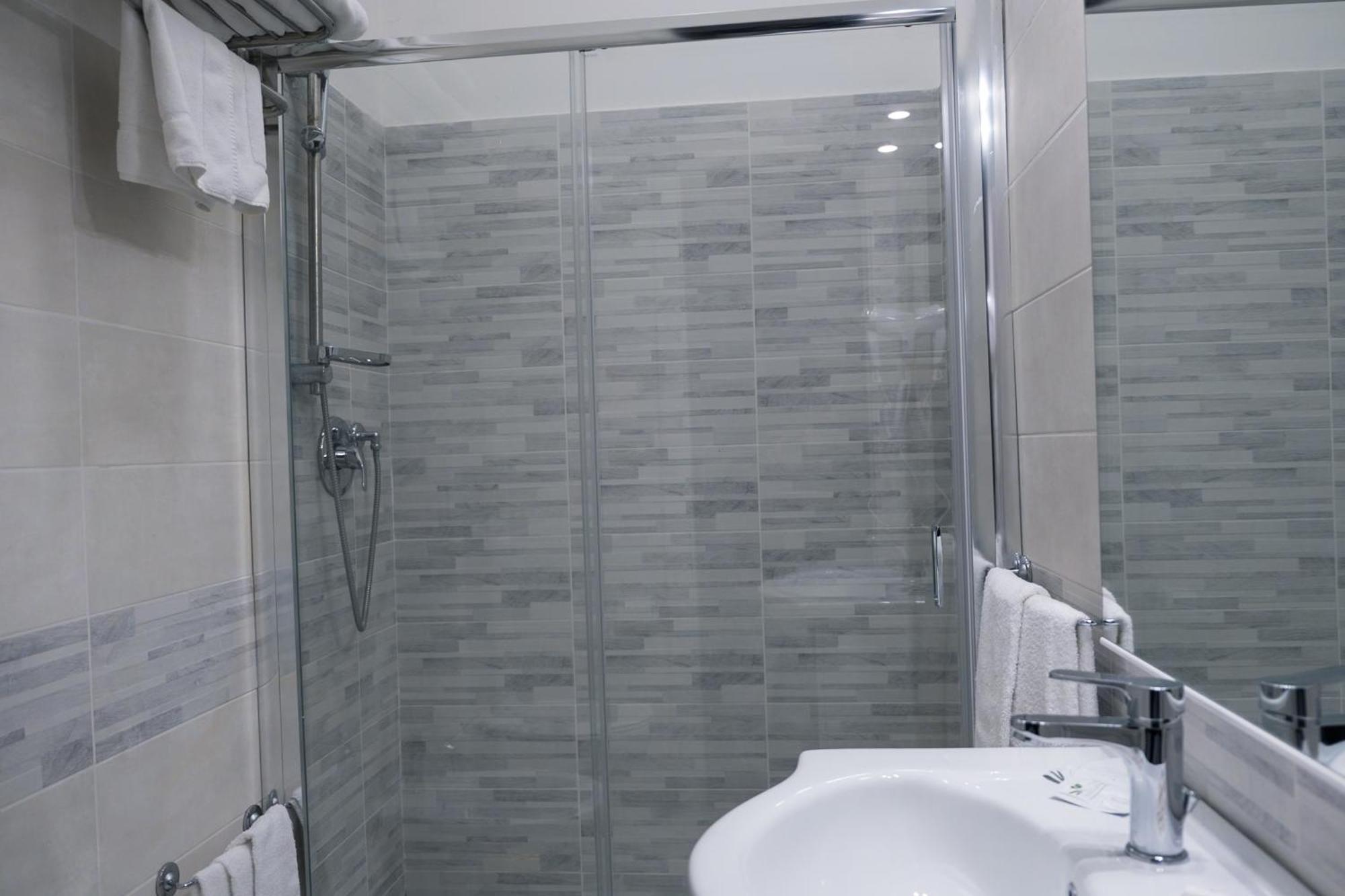 D'este Hotell
