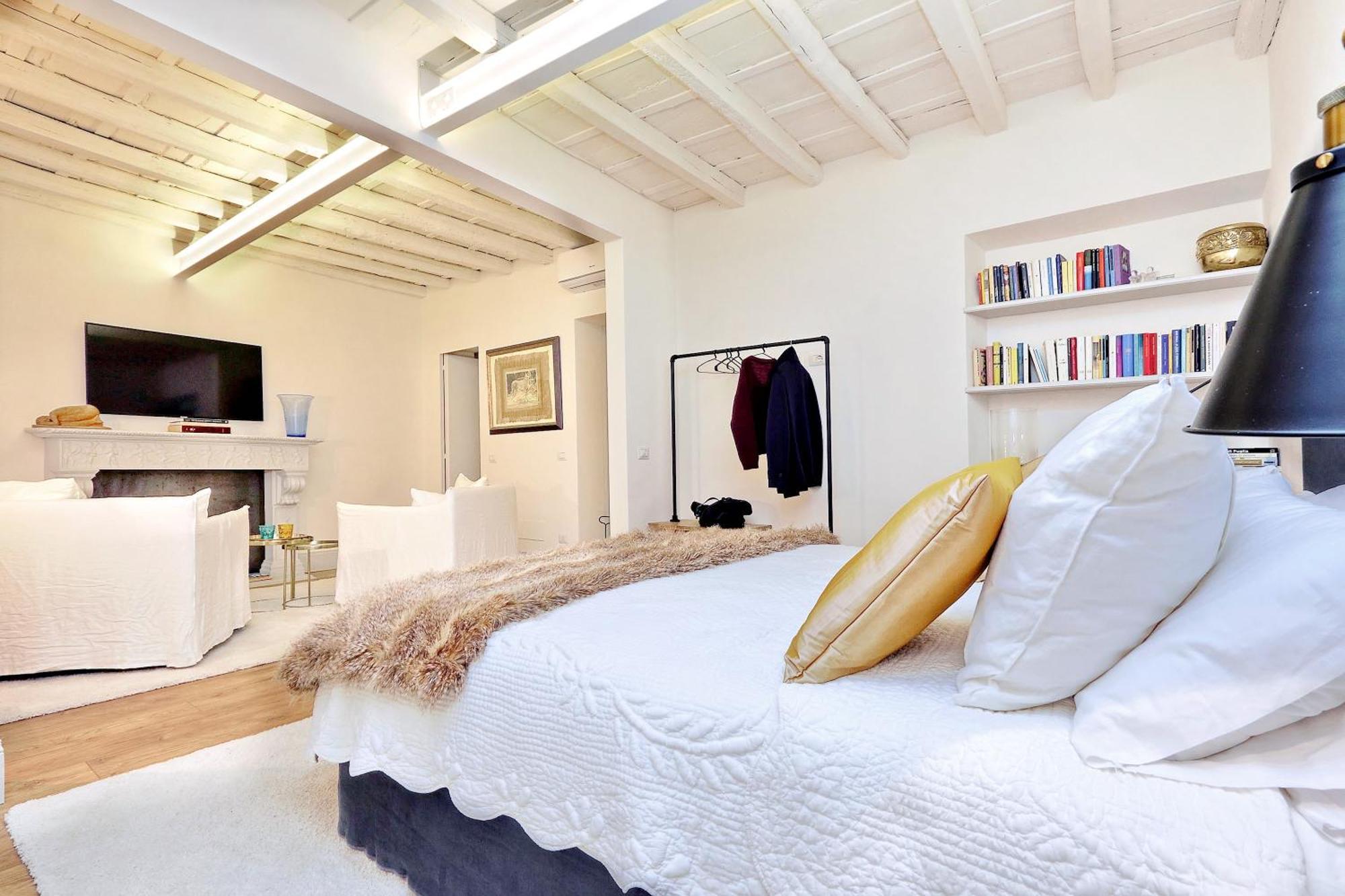 Apartment Luxury Charme Between Pantheon And Spanish Steps *