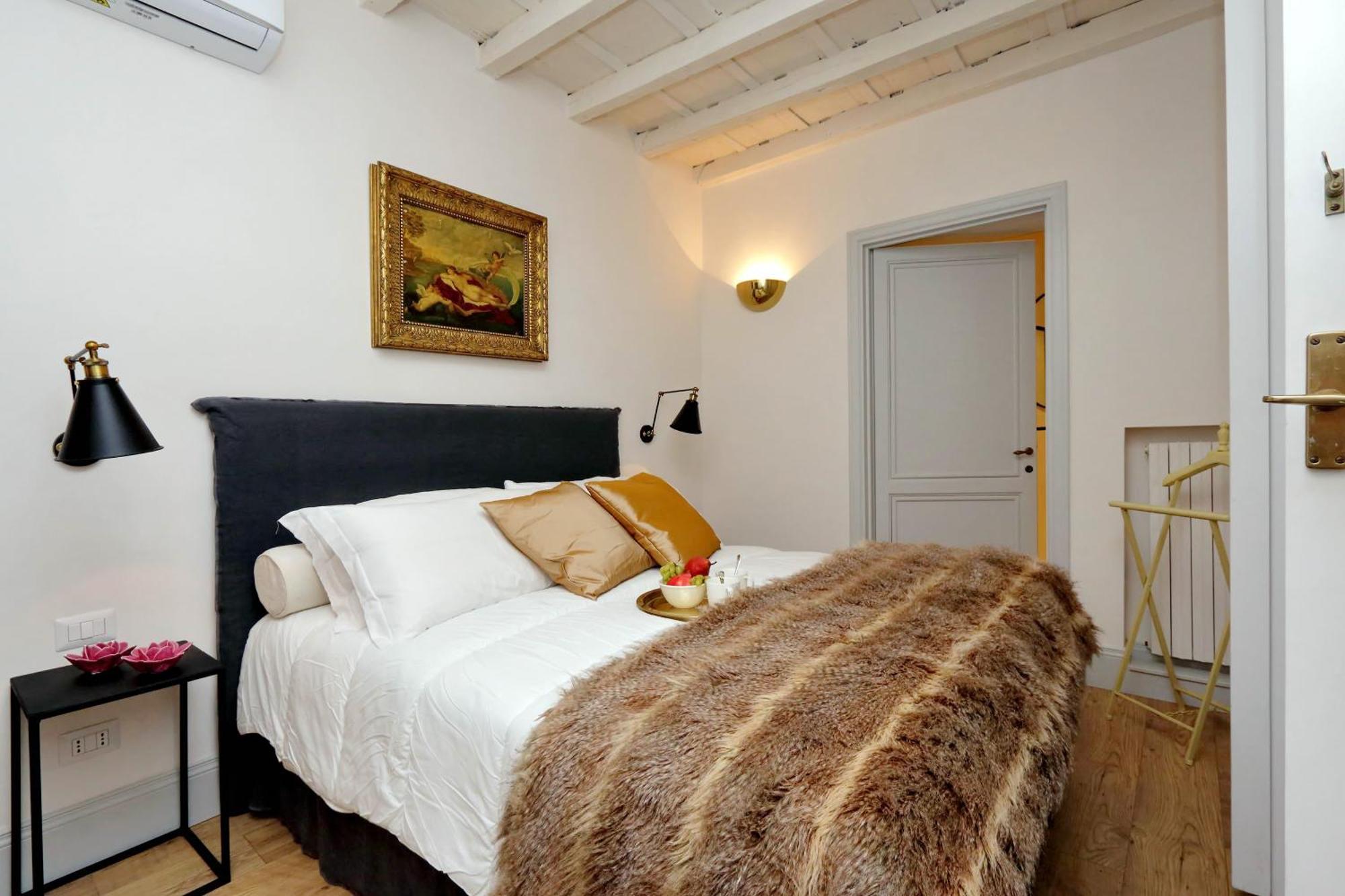 Apartment Luxury Charme Between Pantheon And Spanish Steps *