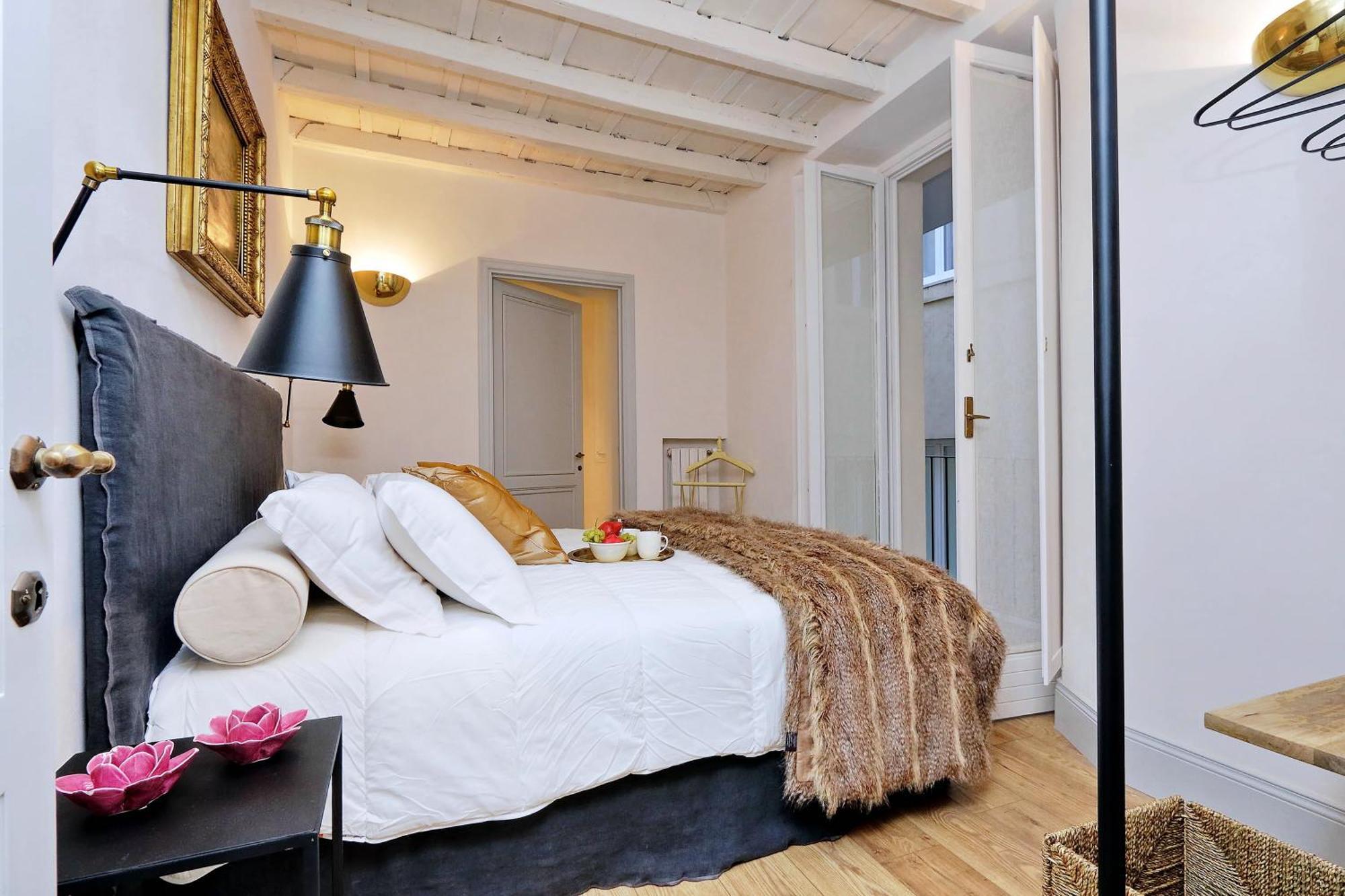 Apartment Luxury Charme Between Pantheon And Spanish Steps *